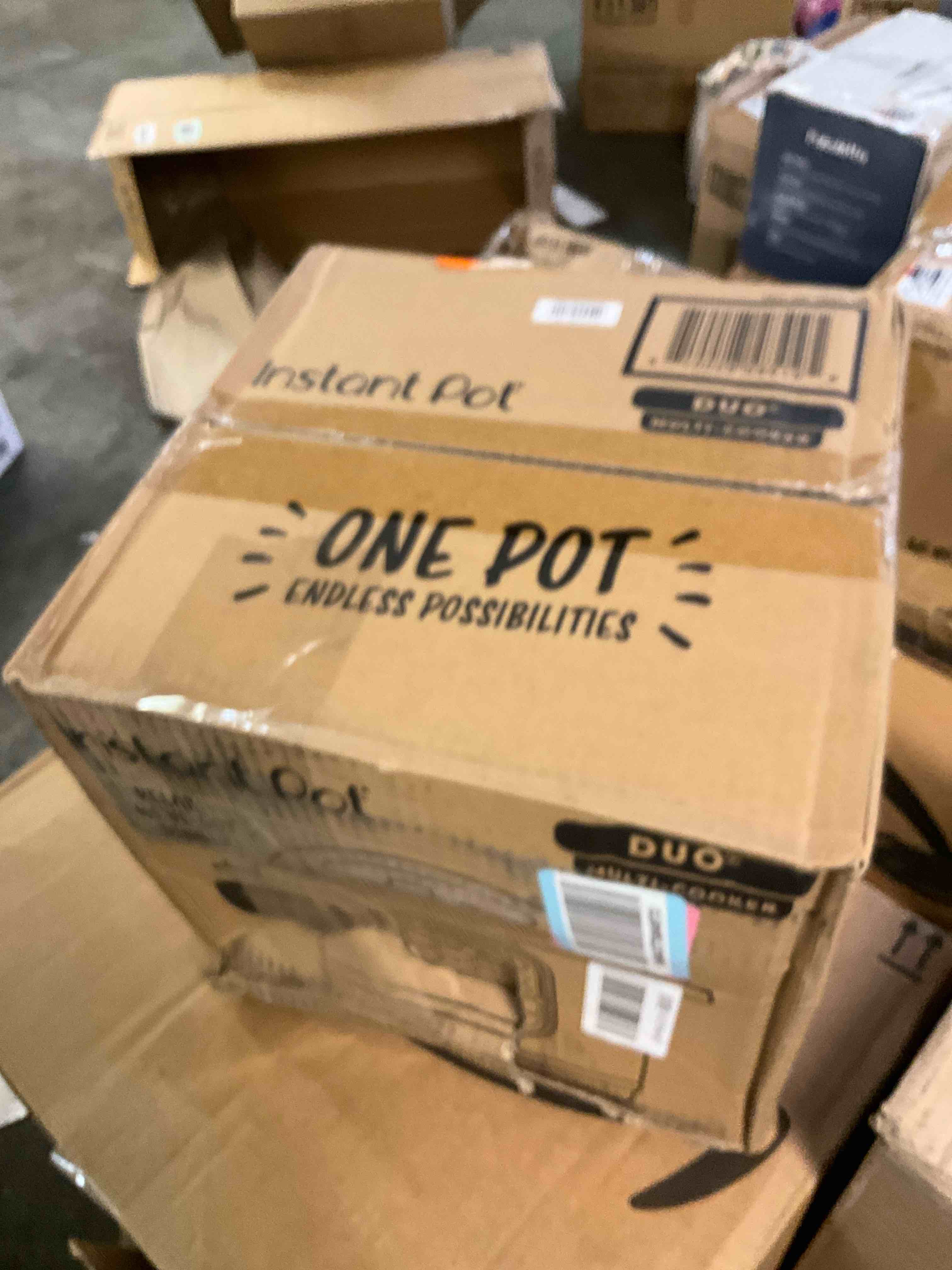 https://s3.amazonaws.com/lotting-images-prod/bidfta/BRN1294245_1757543758589.jpeg