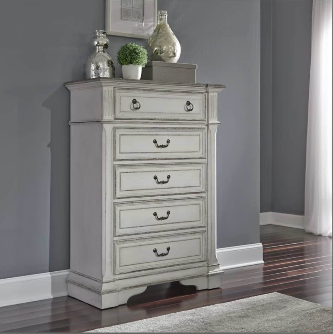 520-Br41 Liberty Furniture Abbey Park 5 Drawer Chest