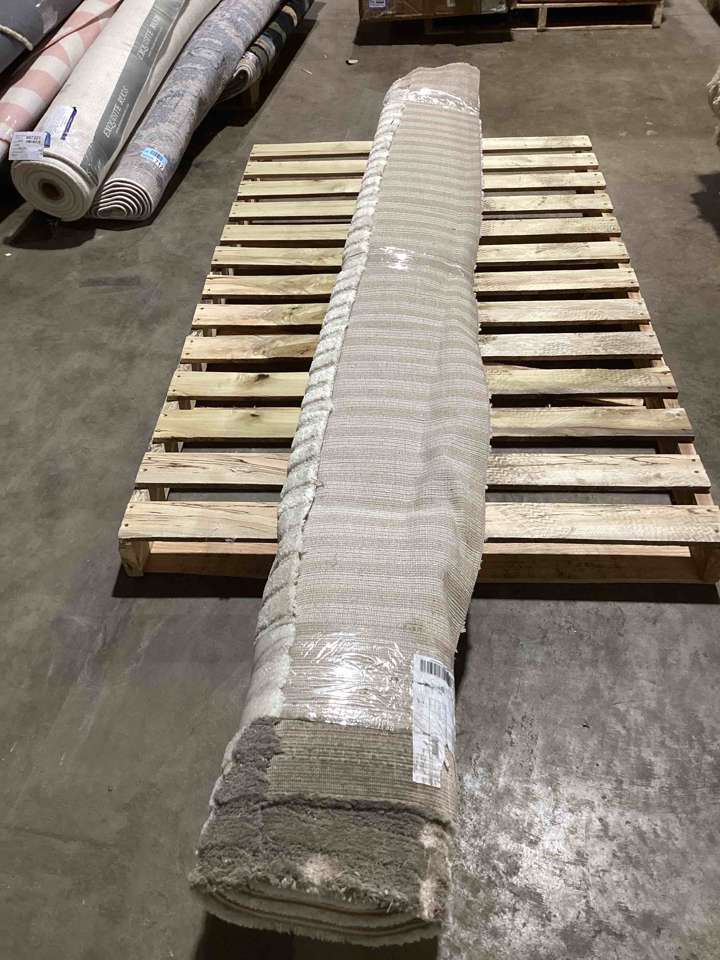 Condition photo showing Good Condition for 7'10"x10' Caserio Mid-Century Modern Abstract Rug Cream - Balta Rugs