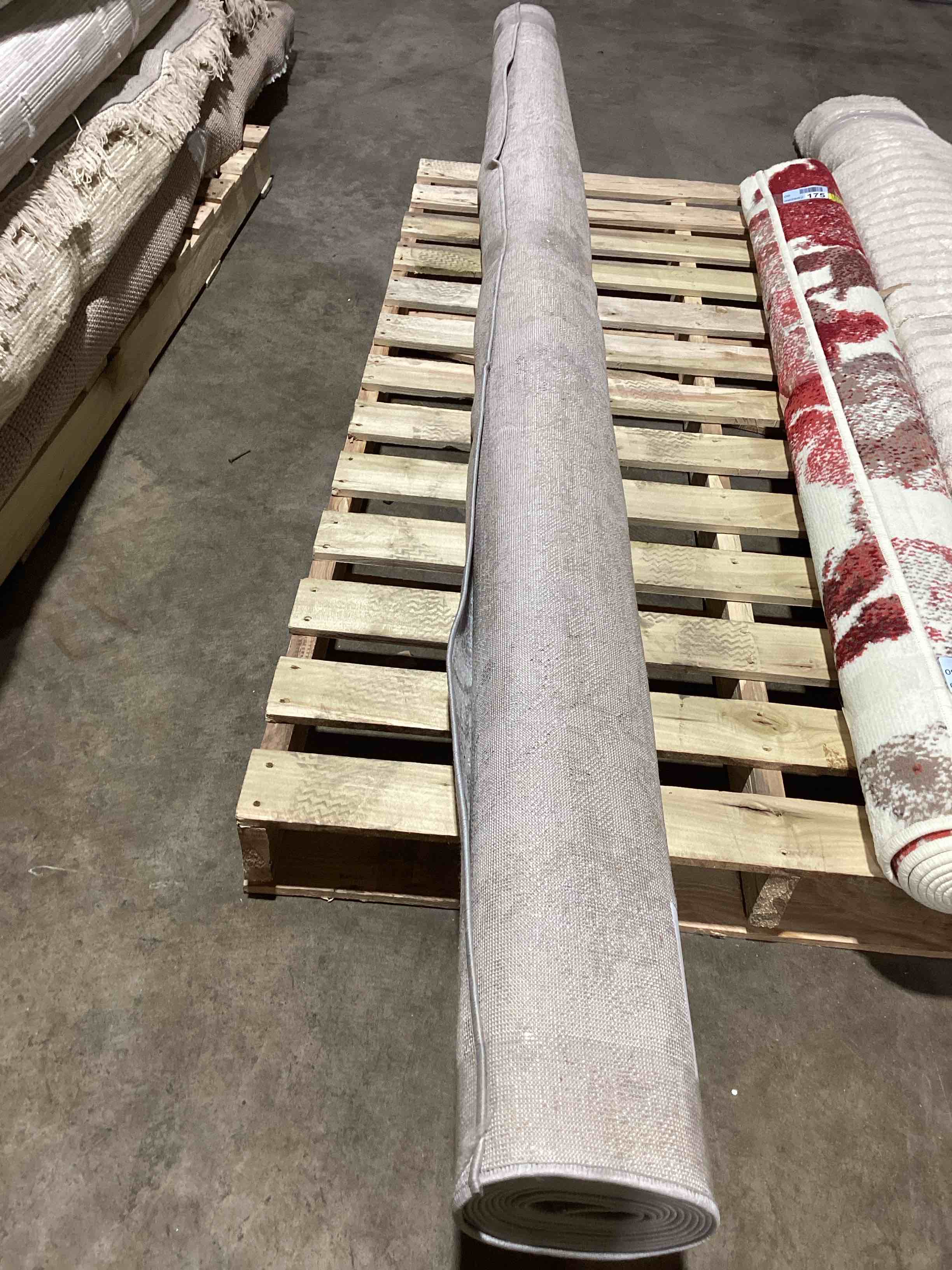 Condition photo showing Good Condition for Lavadora Taupe 9 ft. x 12 ft. Indoor/Outdoor Machine-Washable Area Rug