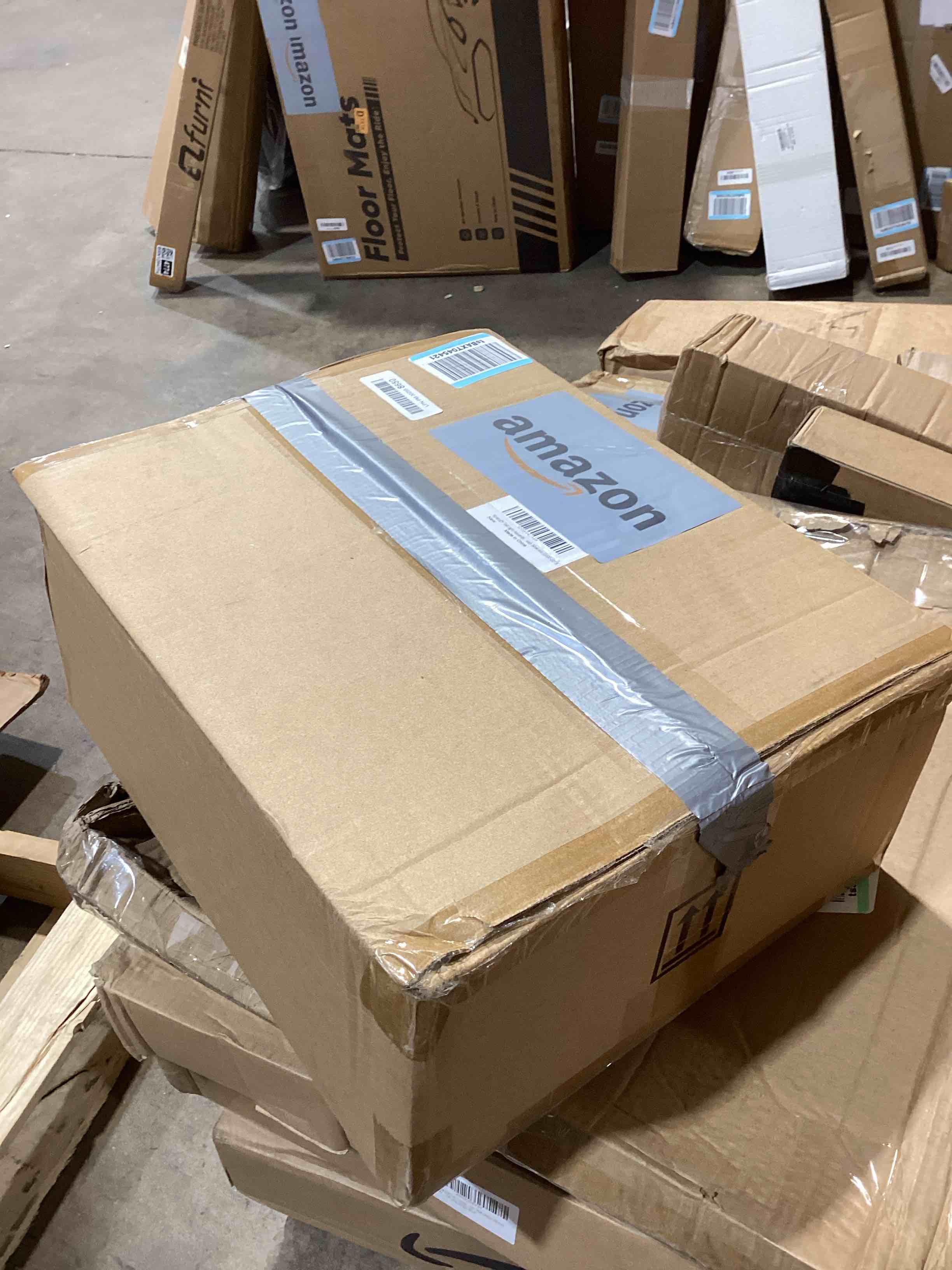 Condition photo showing Good Condition for Tail Lights Assembly Fit Chevy Silverado 1500 2007 2008 2009 2010 2011 2012 2013 Chevrolet 2500 3500 HD 2500HD 3500HD Rear Brake Turn Signal Back Up Taillight Left Driver Right Passenger Side