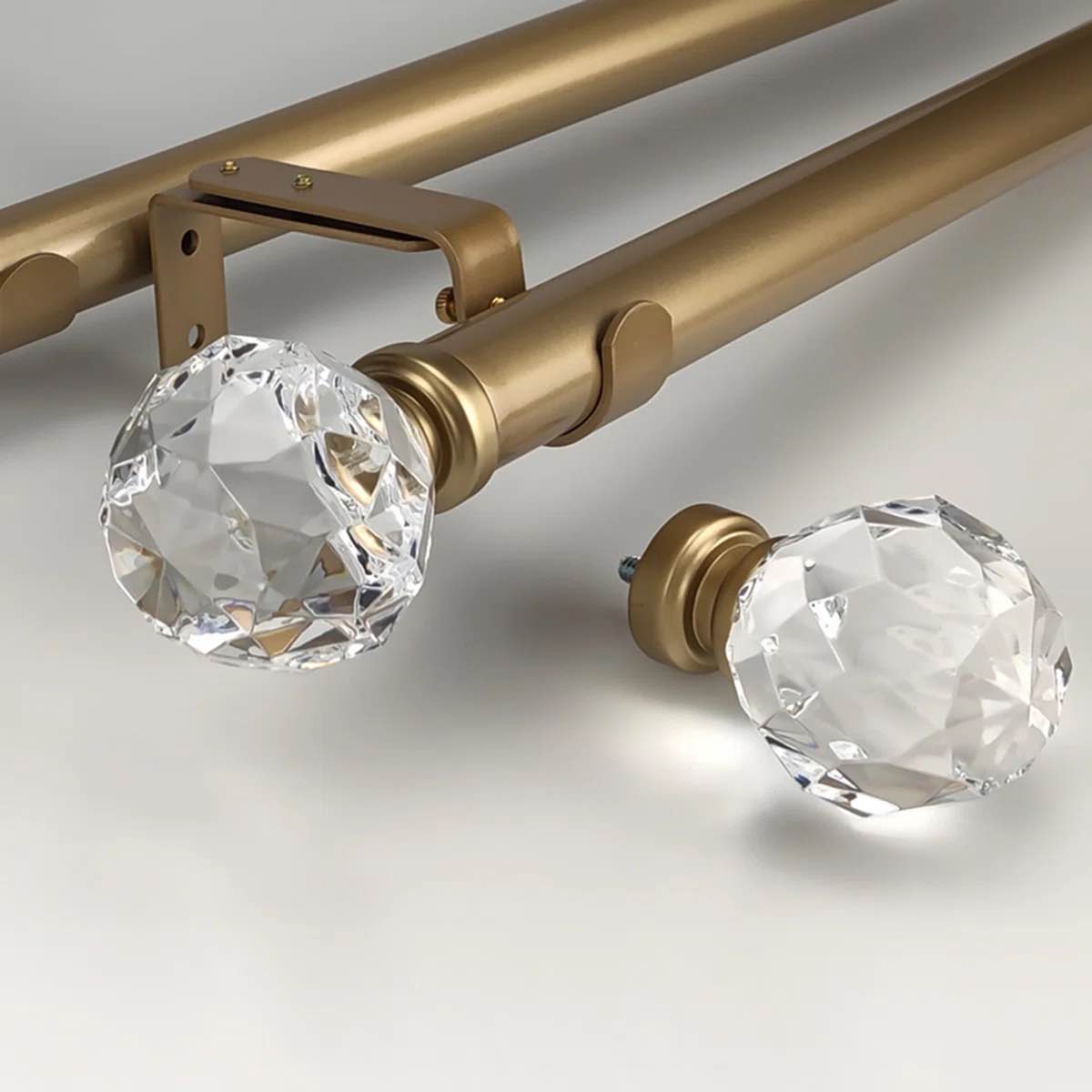 Harri Bridgon Clear Faceted Single Curtain Rod Set Adjustable 1.125" Dia