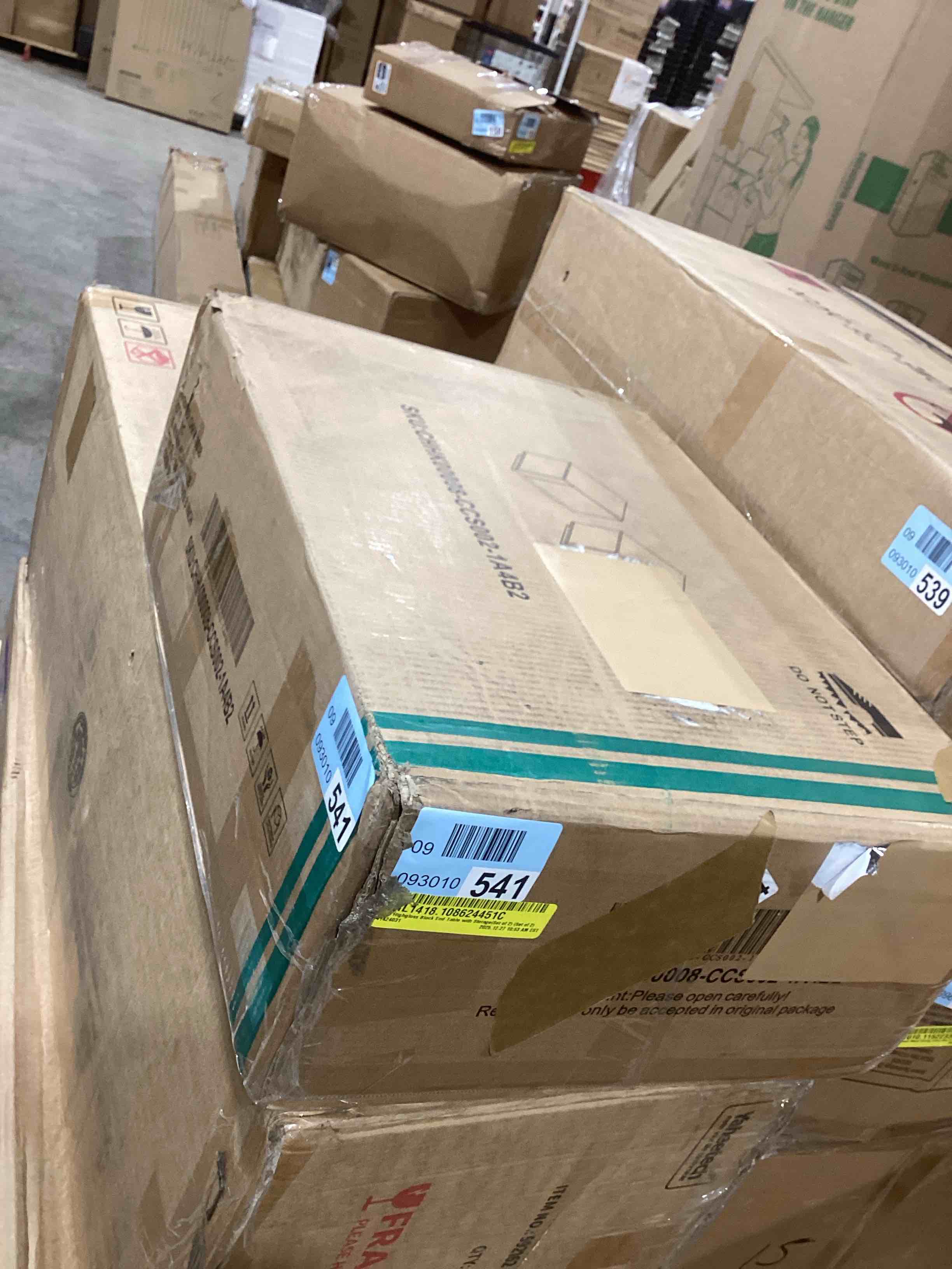 Condition photo showing Good Condition for Bhhatu Highgloss Block End Table With Storage (Set Of 2), Black 