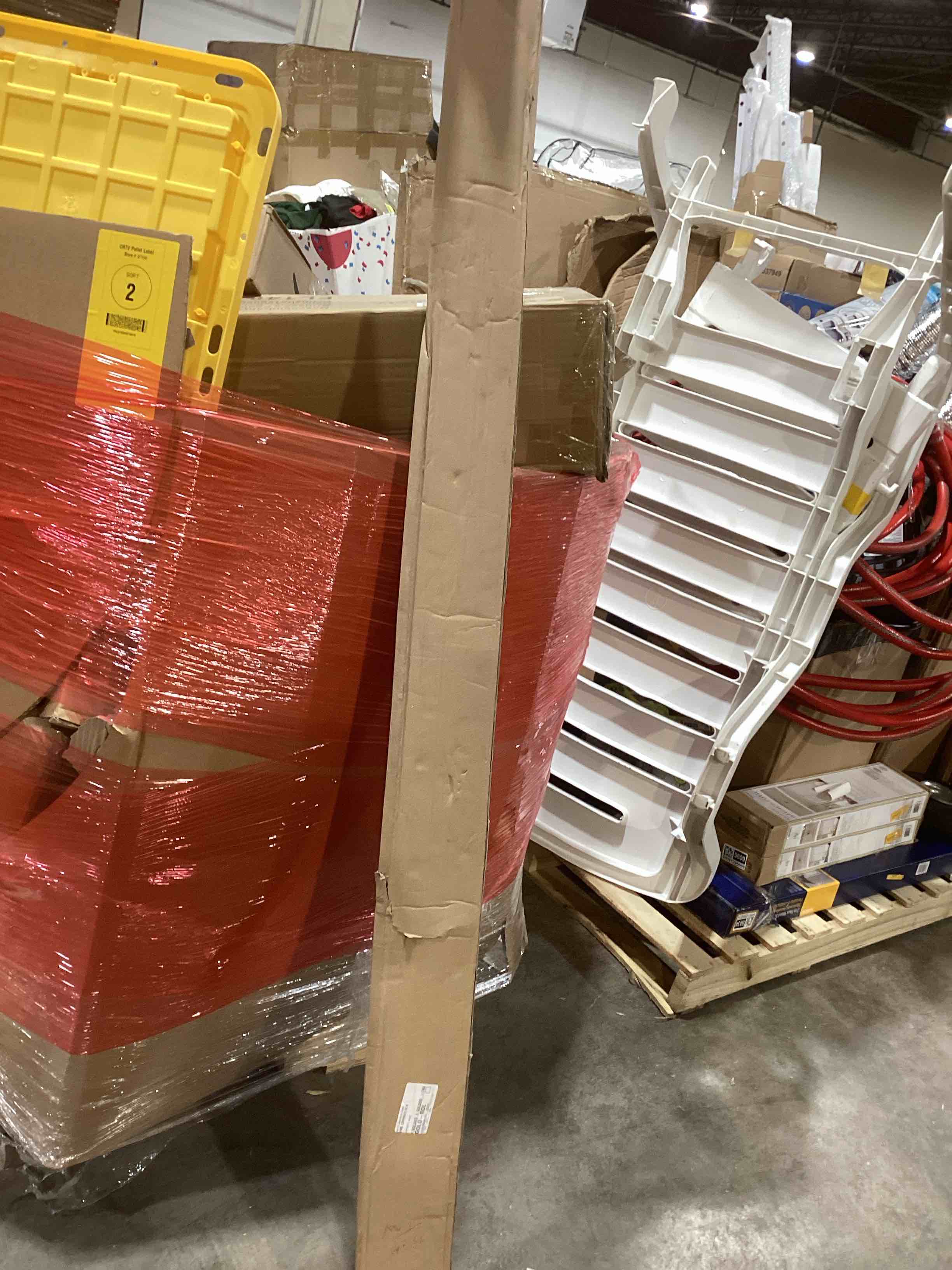 Condition photo showing Good Condition for Floater Frame for 48x72 Canvas Paintings, DIY Metal Floating Frames with 1.5" Deep for Art Show Exhibition Home Office Gallery Wall Decor, Abstract Artwork for Modern Farmhouse Room (Gold)