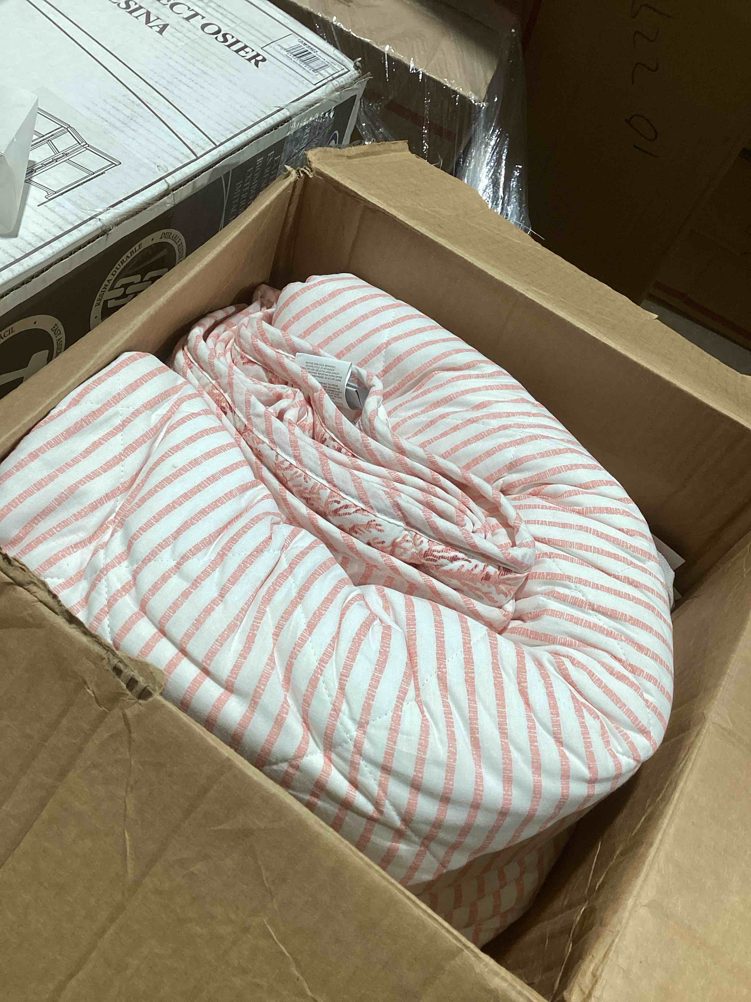 Condition photo showing Good Condition for Tommy Bahama - King Quilt Set, Reversible Cotton Bedding with Matching Shams, Coral Reef Inspired Bedding Set (Coral Garden, King)