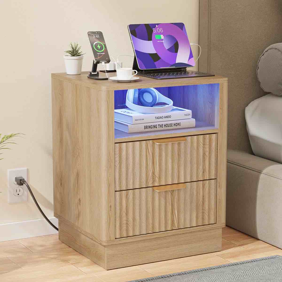 Modern Nightstand with Charging Station, Fluted Drawers, and Built-in Light Strip, Natural Oak