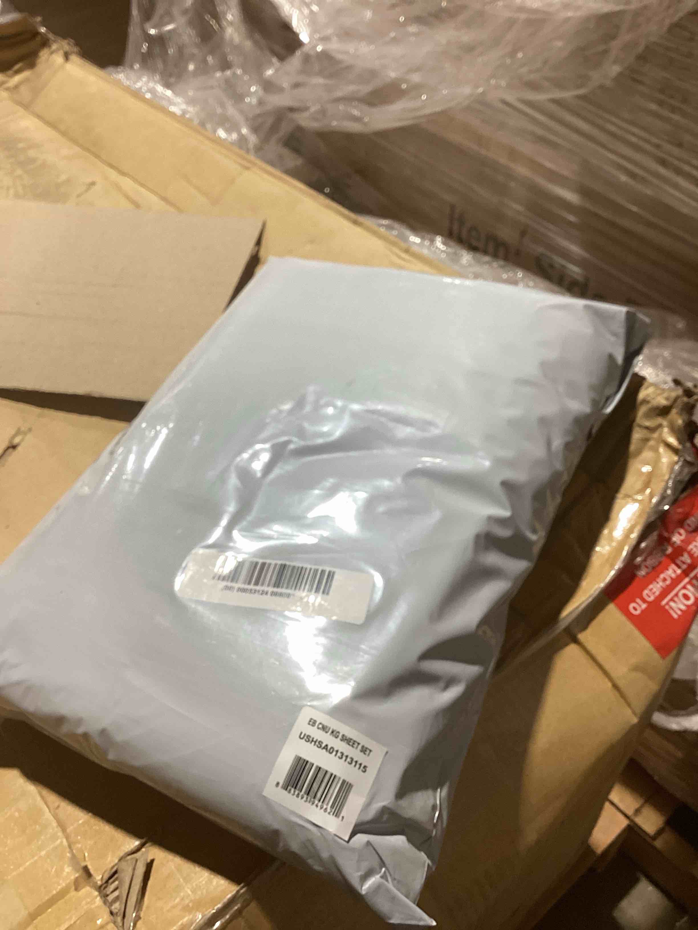 Condition photo showing New/Like New for Eddie Bauer King Sheet Set, Washed Percale Bedding Set with Deep Pockets, Super Soft, 100% Luxury Cotton with Smooth Percale Weave (Blue, King)