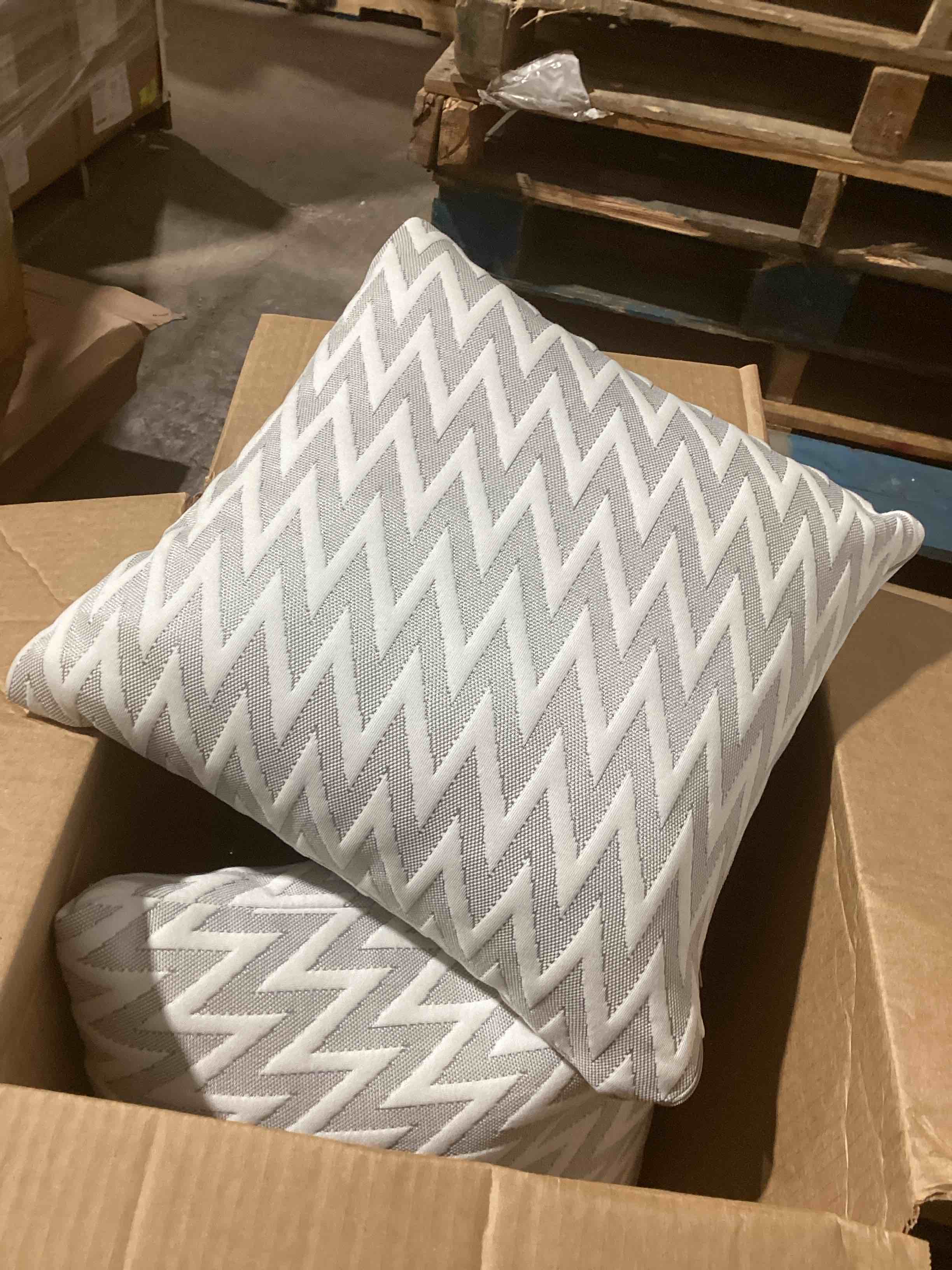 Condition photo showing New/Like New for Simple jagged pattern Throw Pillow, Set of 2