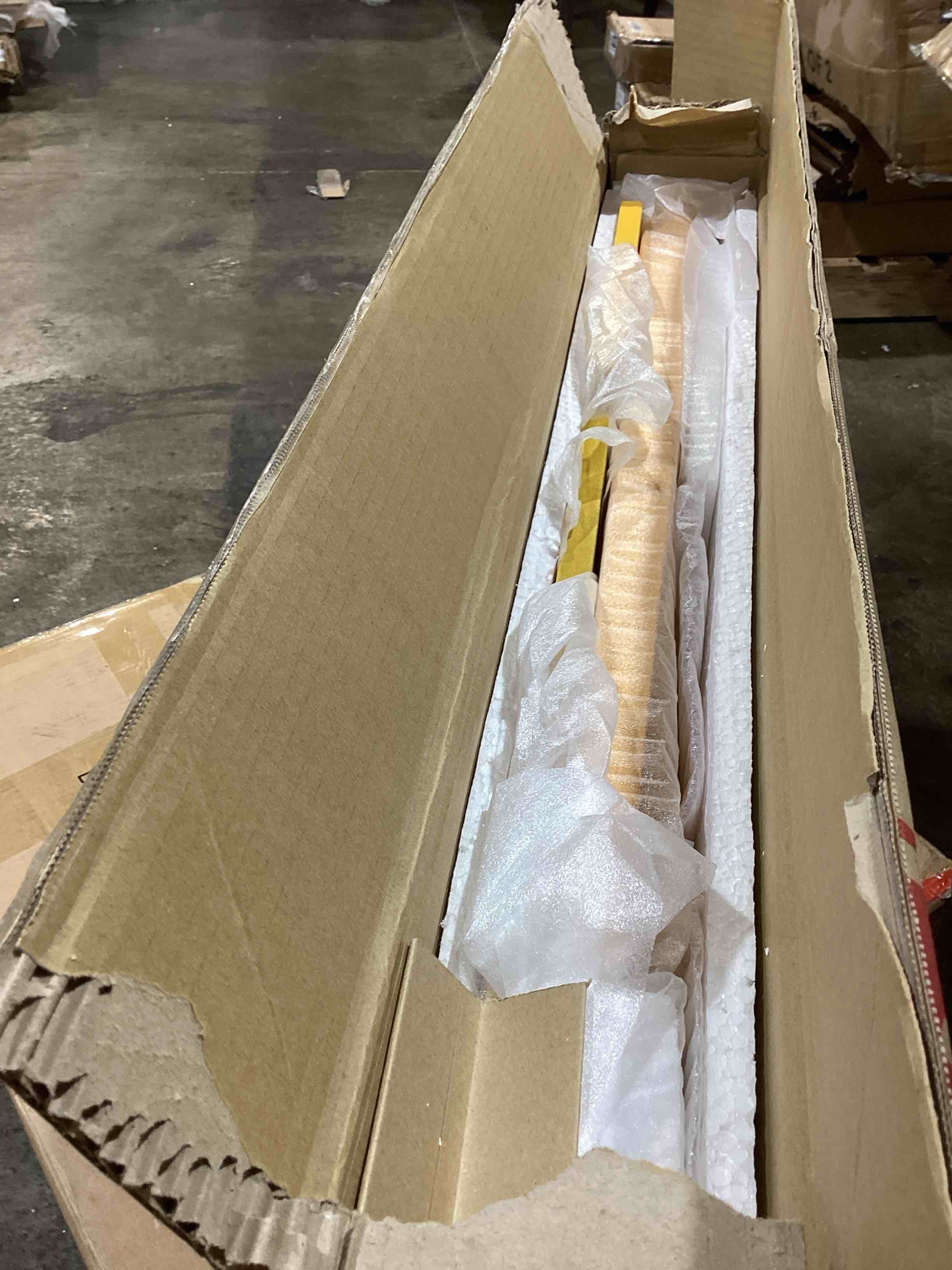 Condition photo showing Good Condition for night stand : color yellow