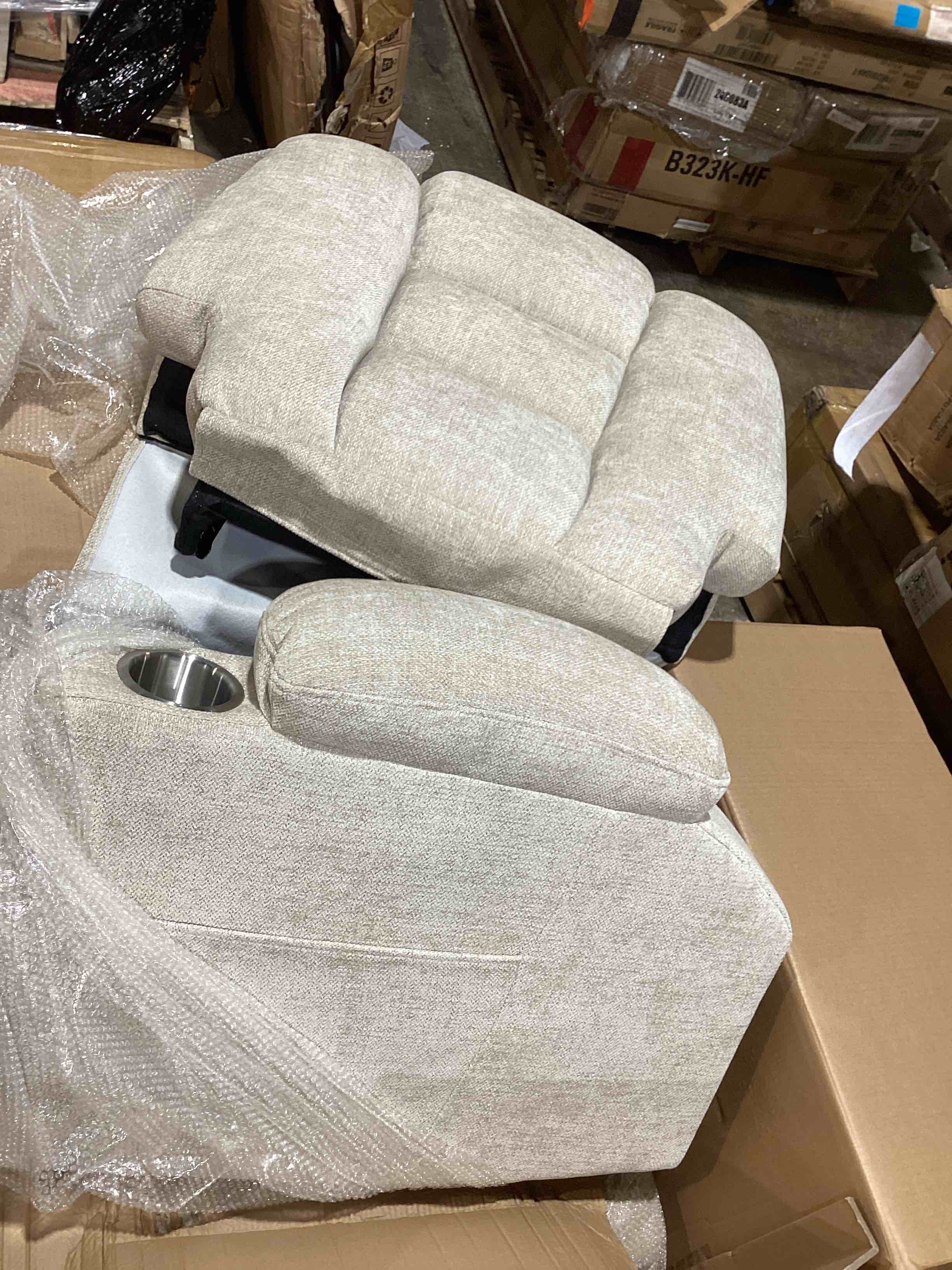Condition photo showing Good Condition for tami tami dual motor power lift chair recliner for elderly with massage and heat, infinite position electric lift recliner with usb a&c, cup holders (t6012 - linen fabric, oatmeal, medium) incomplete 