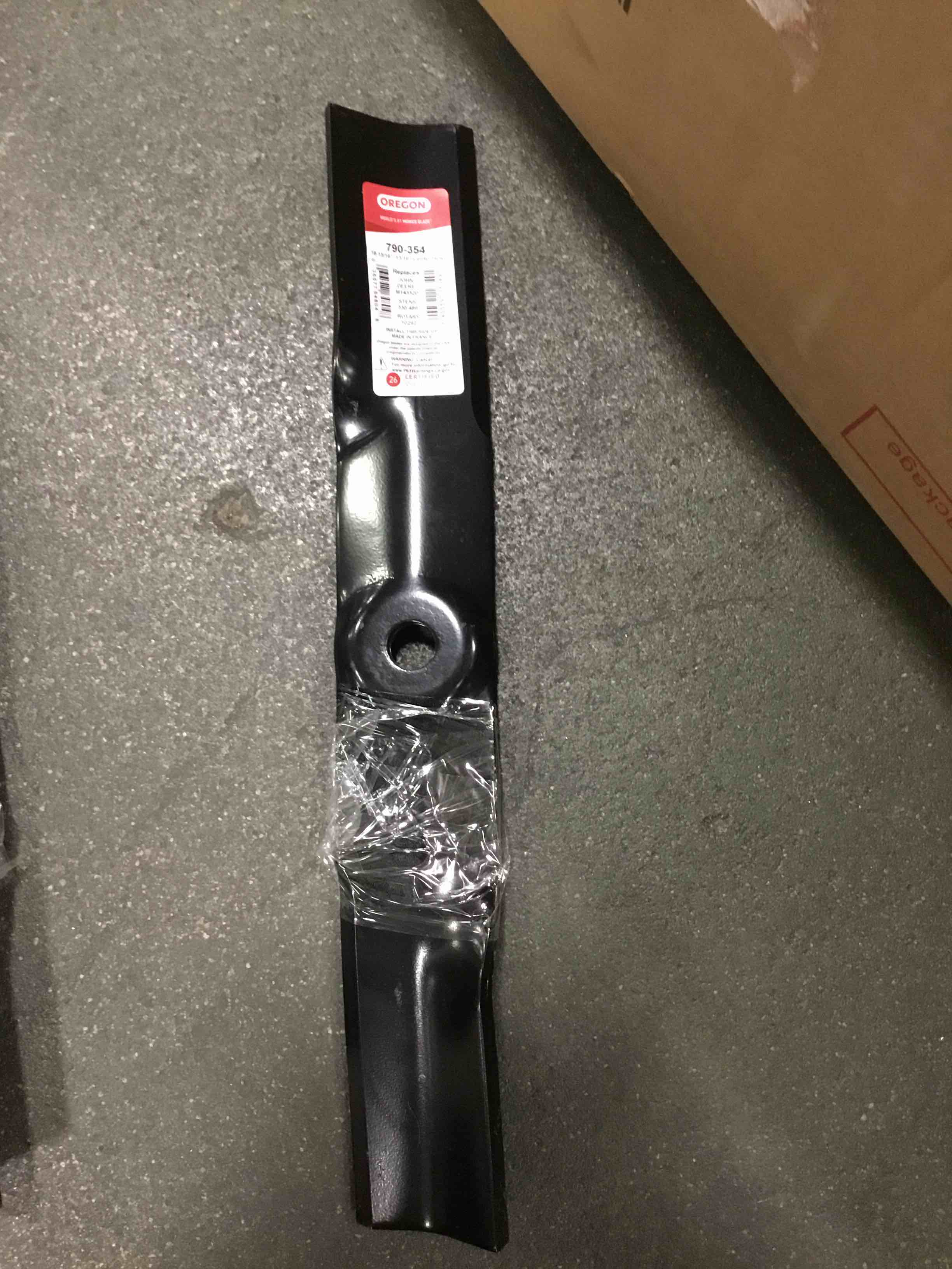 Condition photo showing Good Condition for Oregon 790-354 Mower Blade for John Deere M143520 M145516 54  90-354