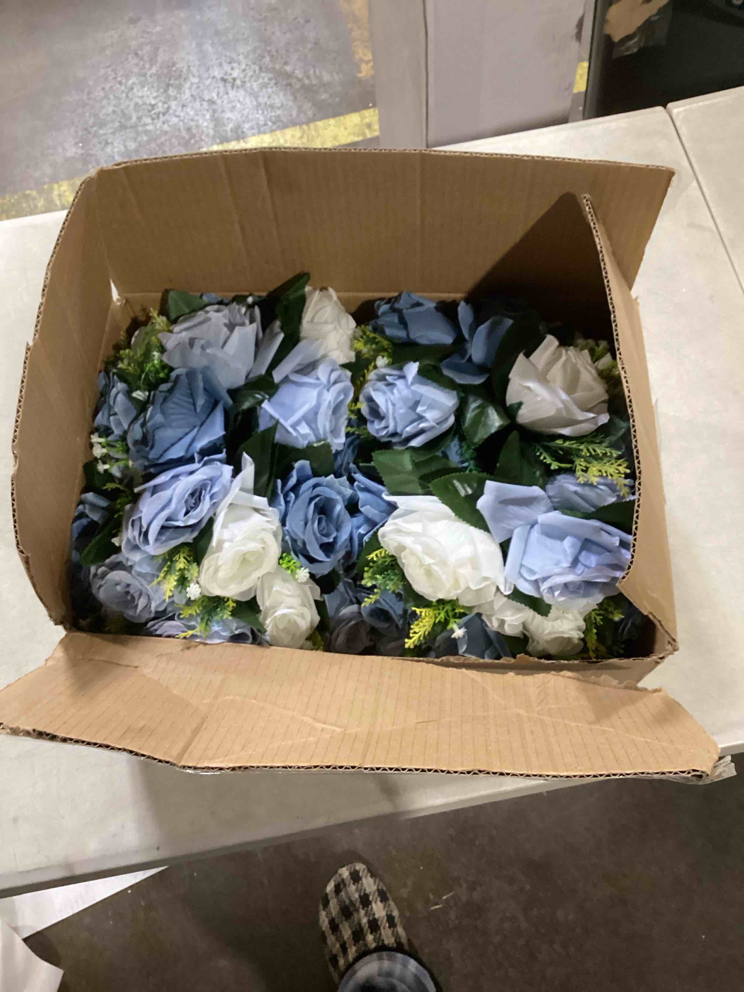 https://s3.amazonaws.com/lotting-images-prod/bidfta/BRN1336159_1741109093301.jpeg