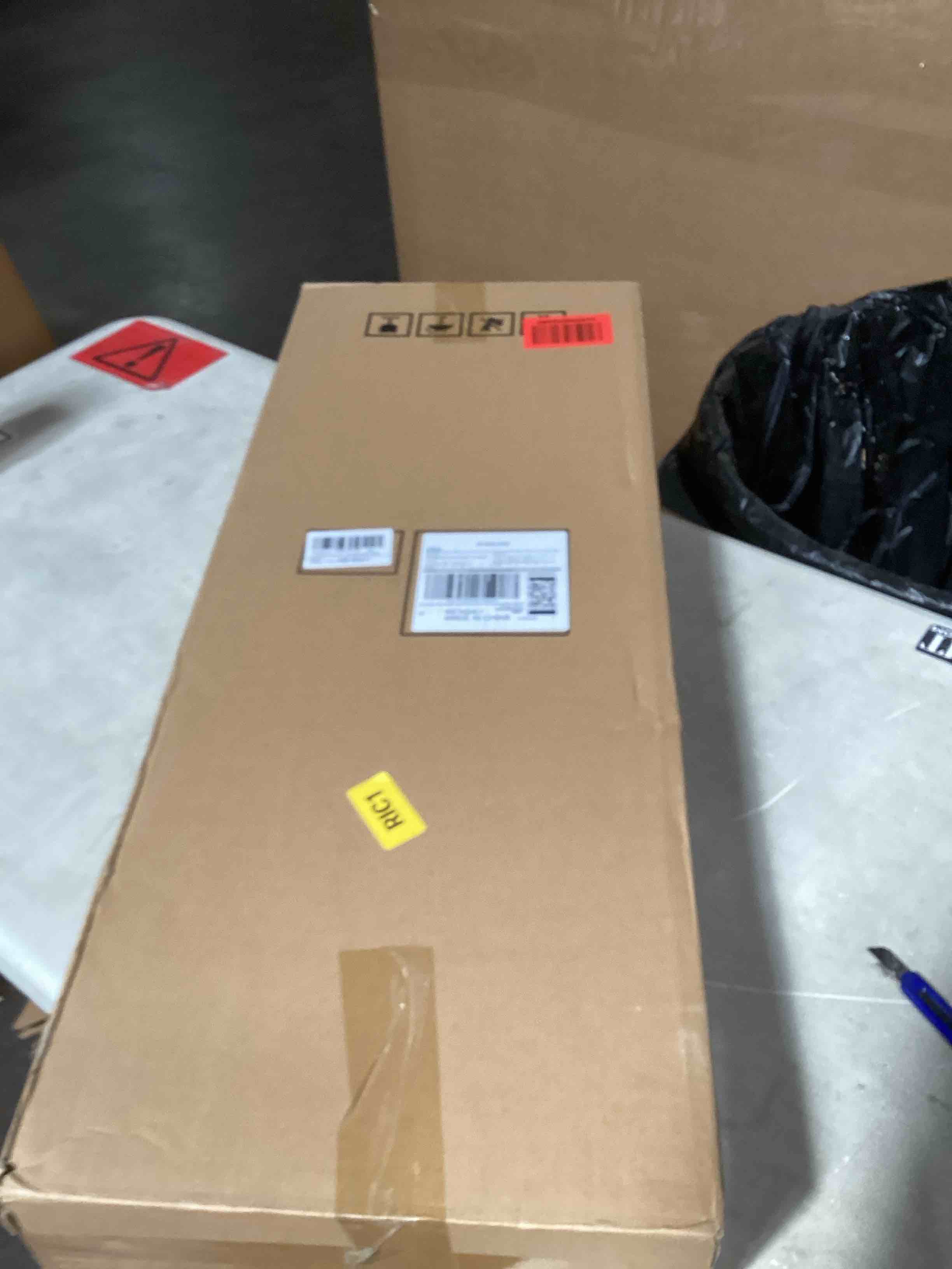 https://s3.amazonaws.com/lotting-images-prod/bidfta/BRN1337202_1742926655973.jpeg