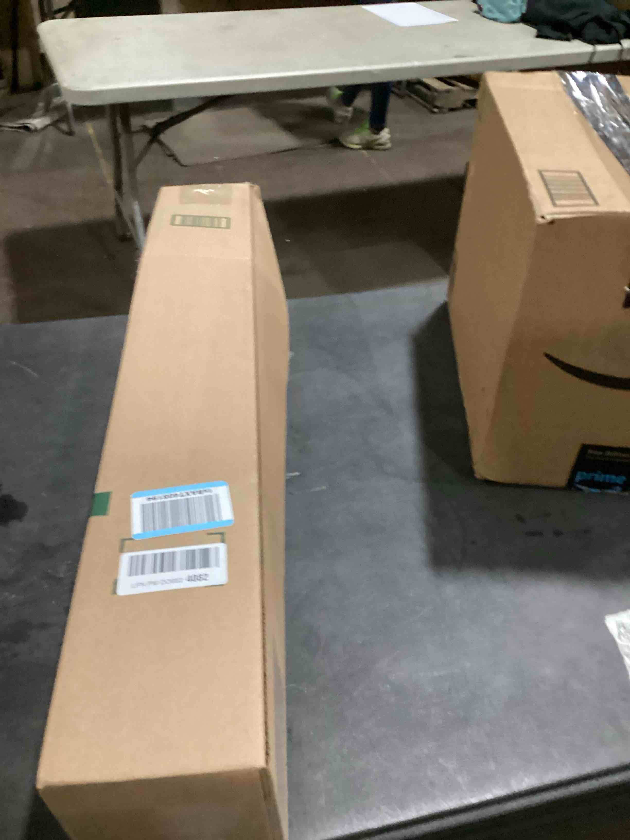 https://s3.amazonaws.com/lotting-images-prod/bidfta/BRN1337774_1743784770539.jpeg