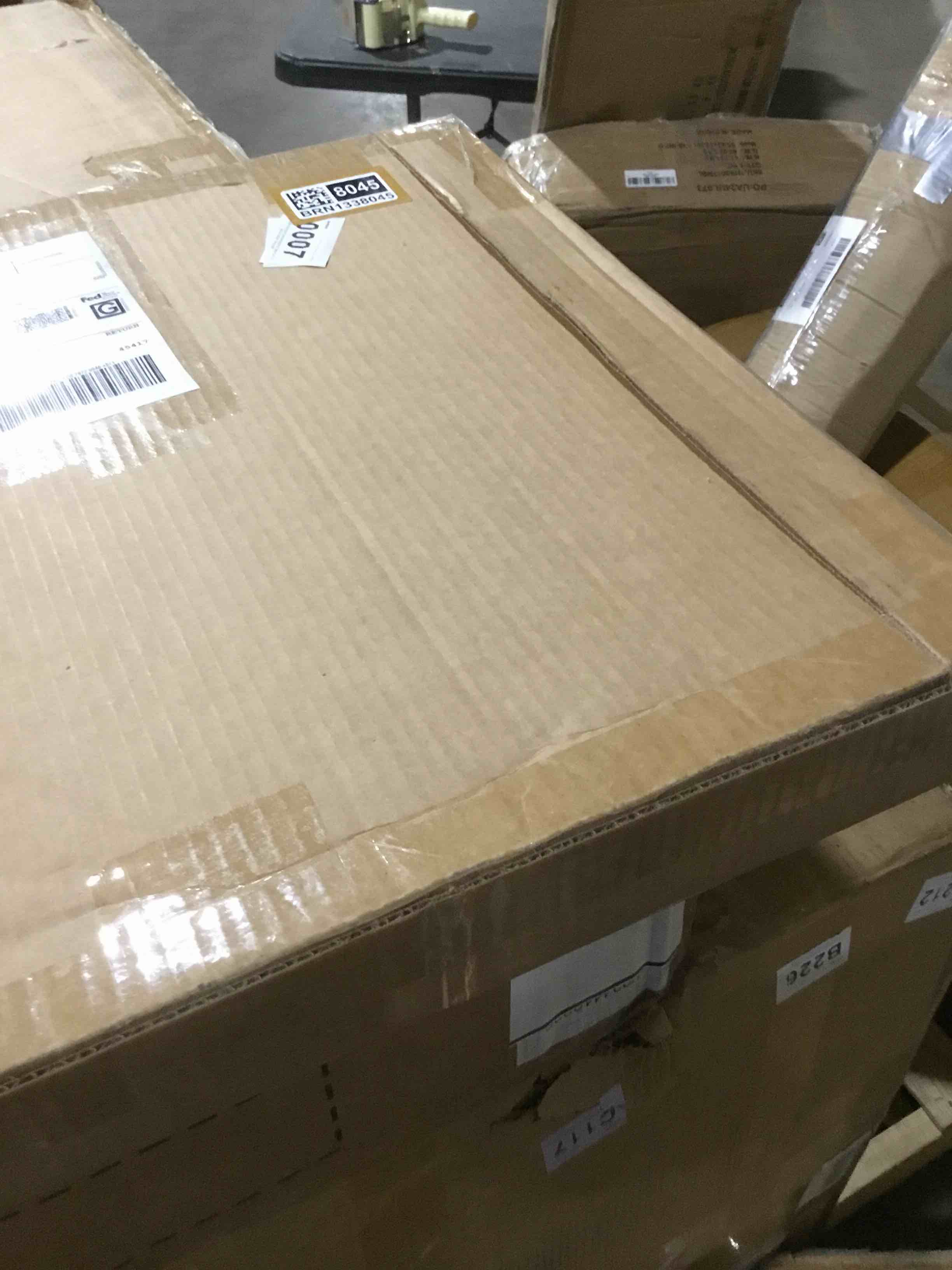 https://s3.amazonaws.com/lotting-images-prod/bidfta/BRN1338045_1744646985891.jpeg