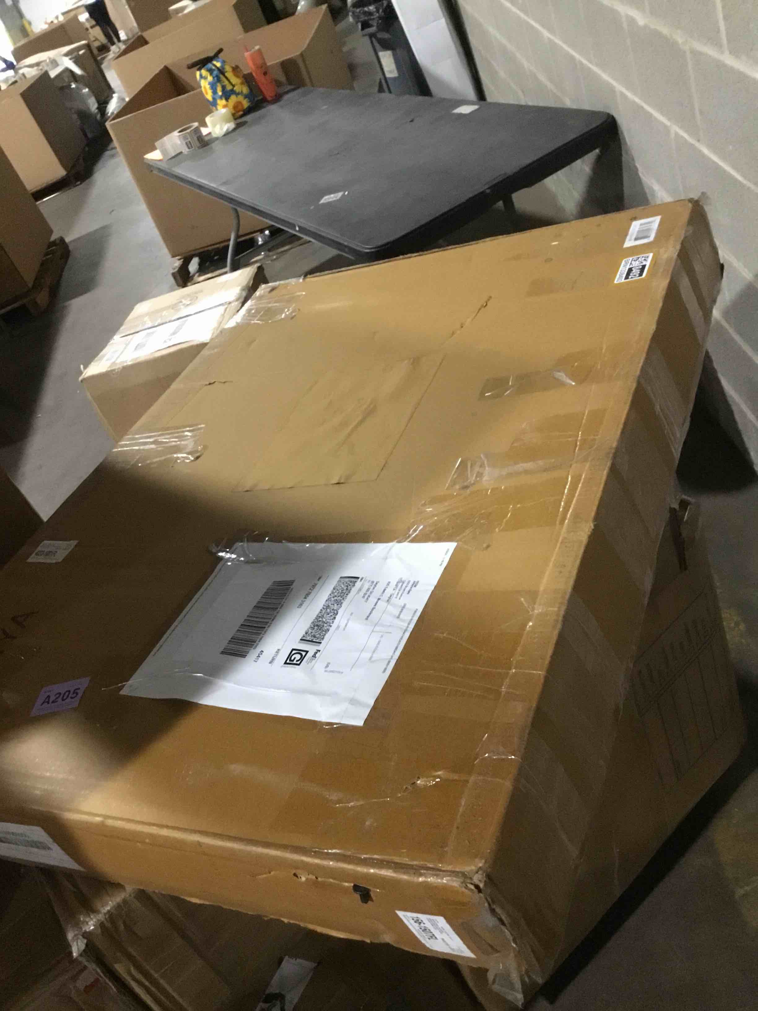 https://s3.amazonaws.com/lotting-images-prod/bidfta/BRN1338492_1745236977891.jpeg