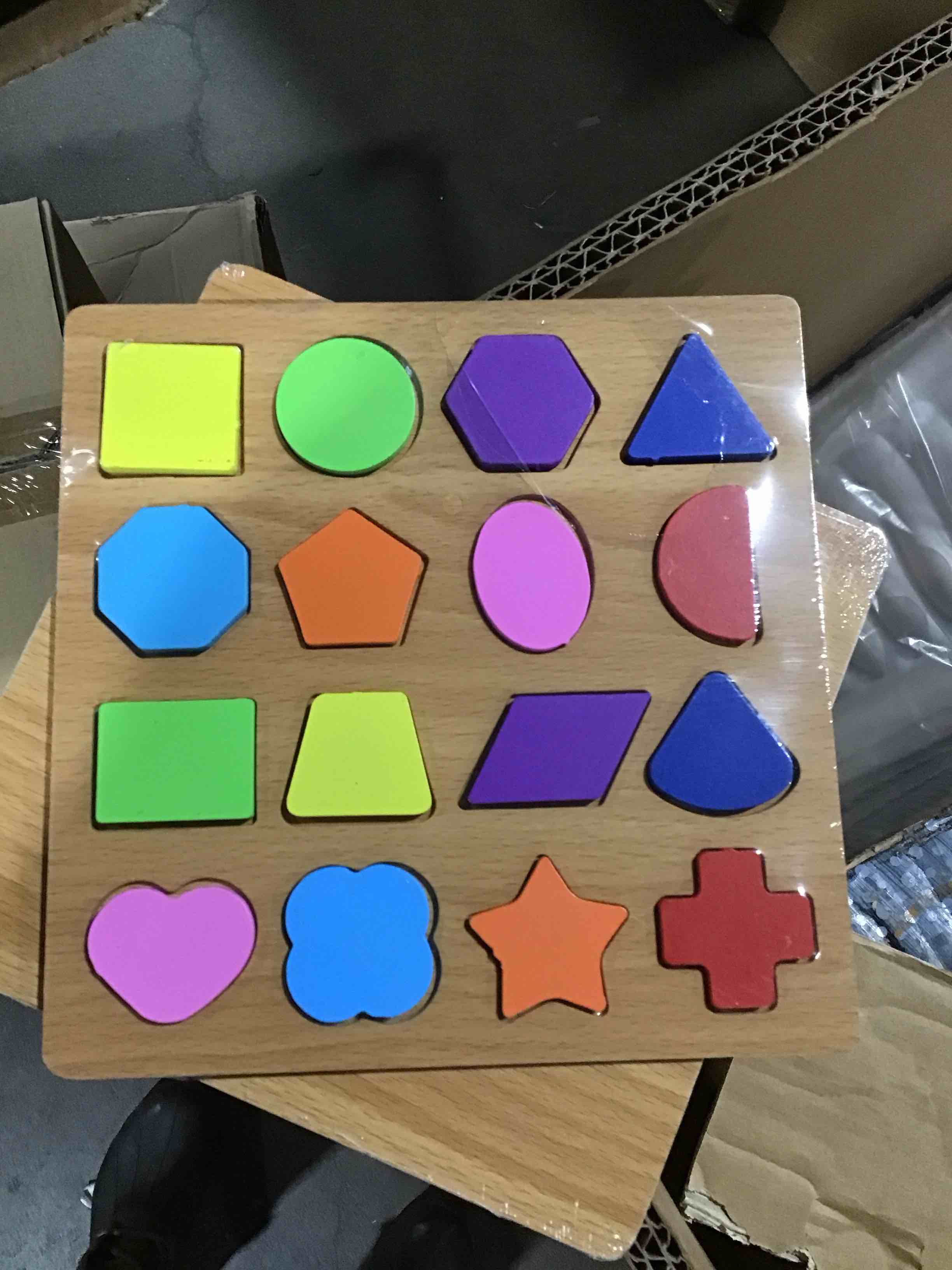 Montessori children’s wooden shape puzzle 
