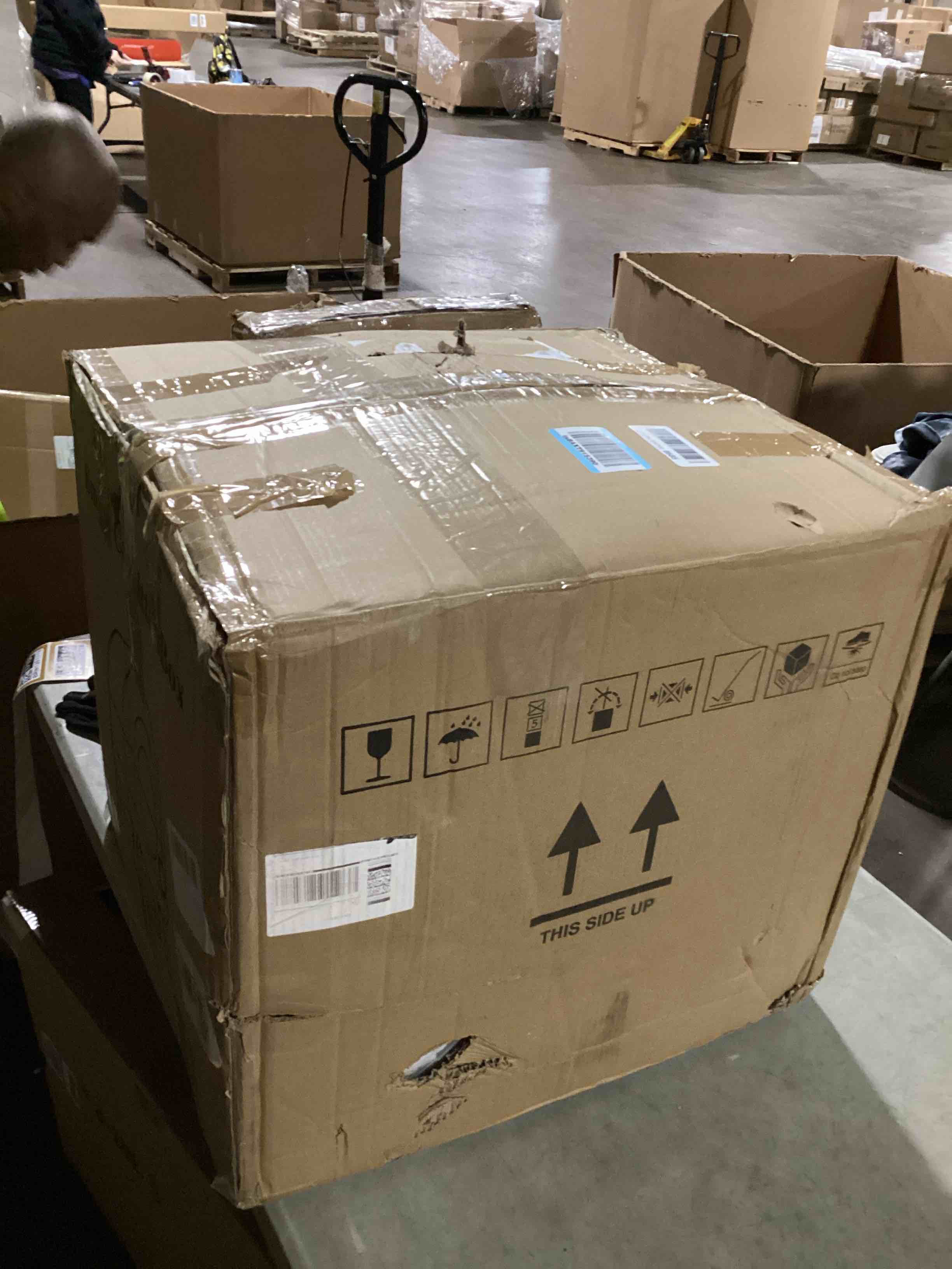 https://s3.amazonaws.com/lotting-images-prod/bidfta/BRN1351711_1744629077418.jpeg