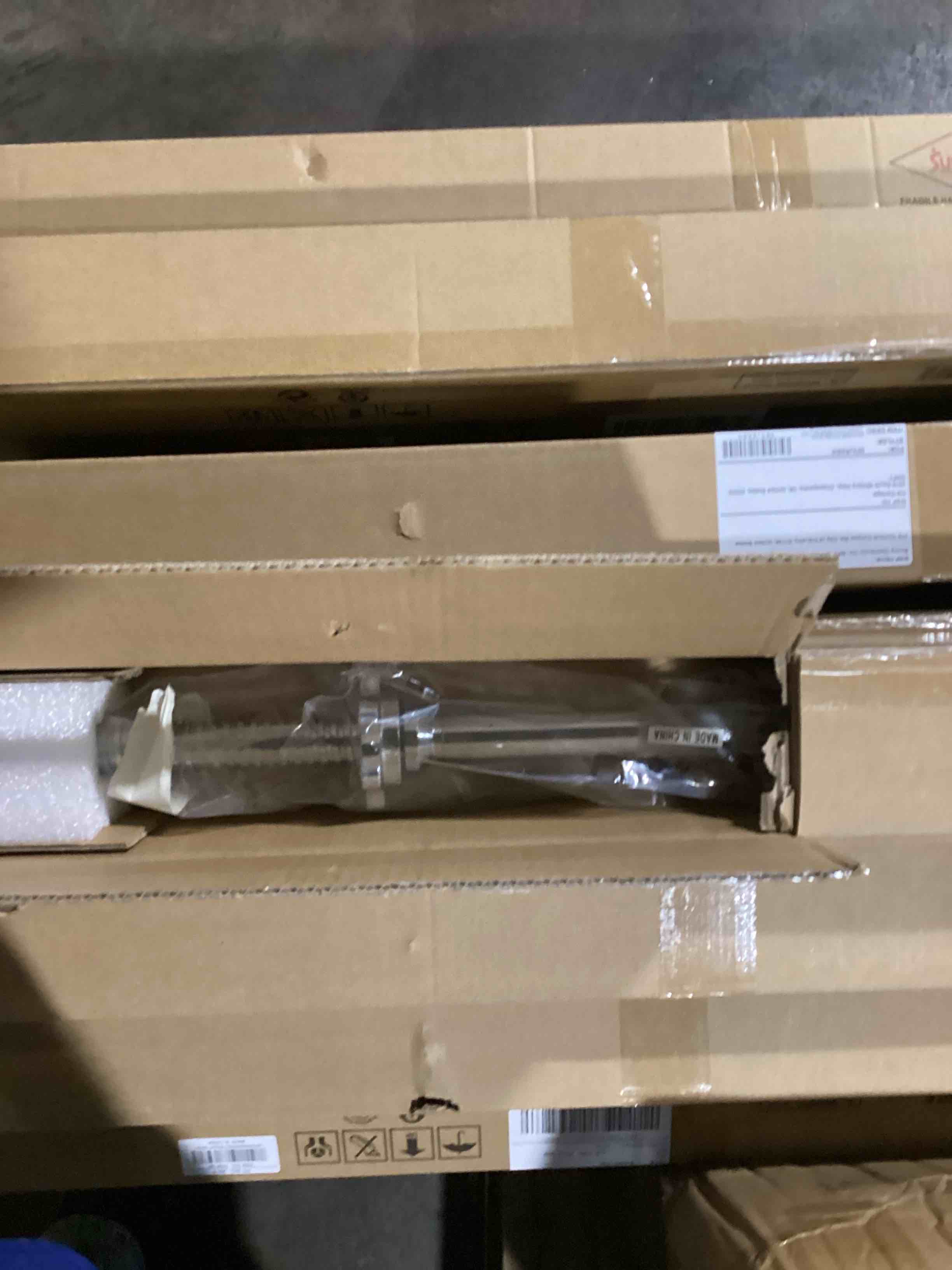 https://s3.amazonaws.com/lotting-images-prod/bidfta/BRN1358723_1745495444631.jpeg