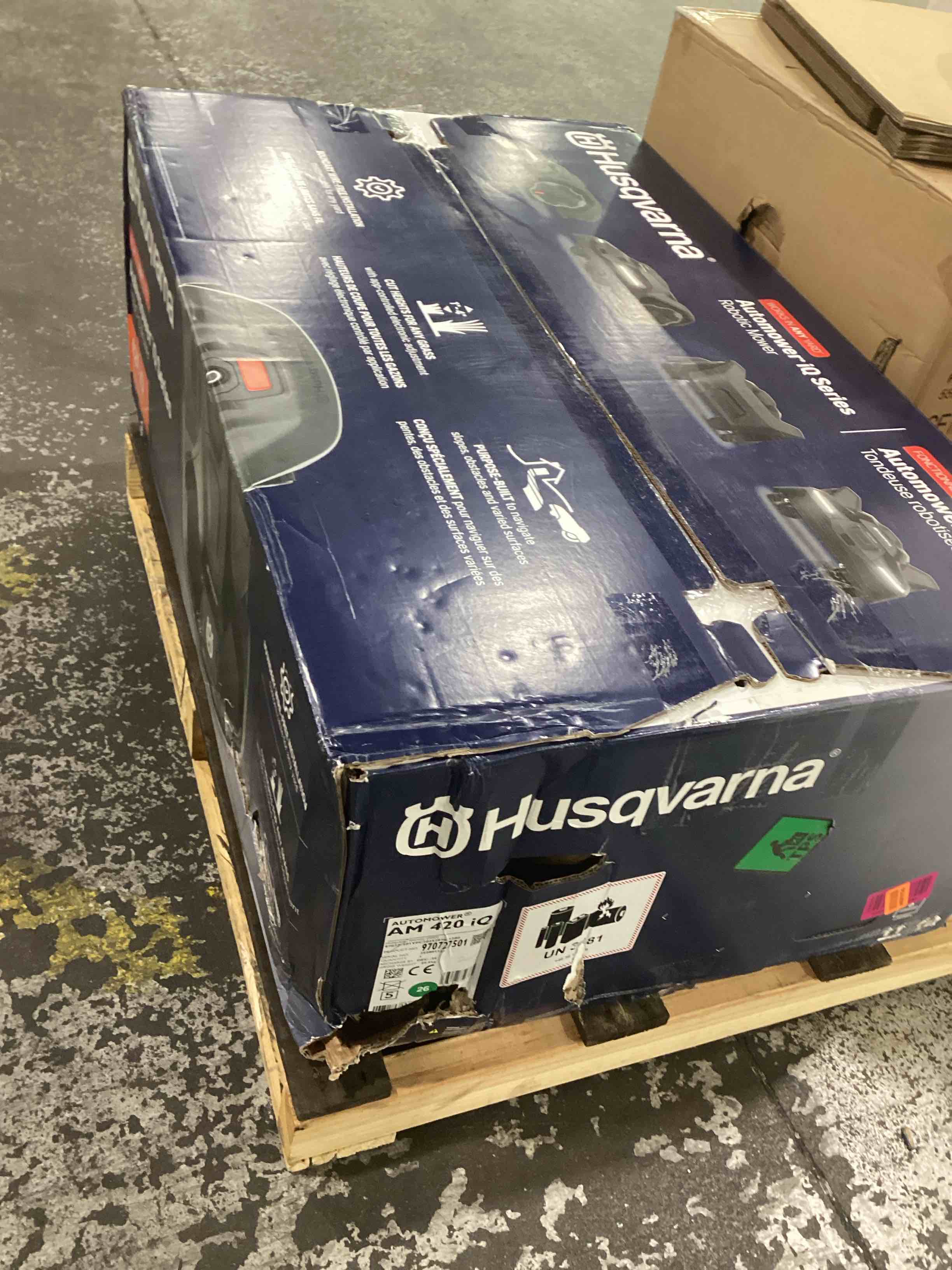 https://s3.amazonaws.com/lotting-images-prod/bidfta/BRN1396129_1778264023389.jpeg