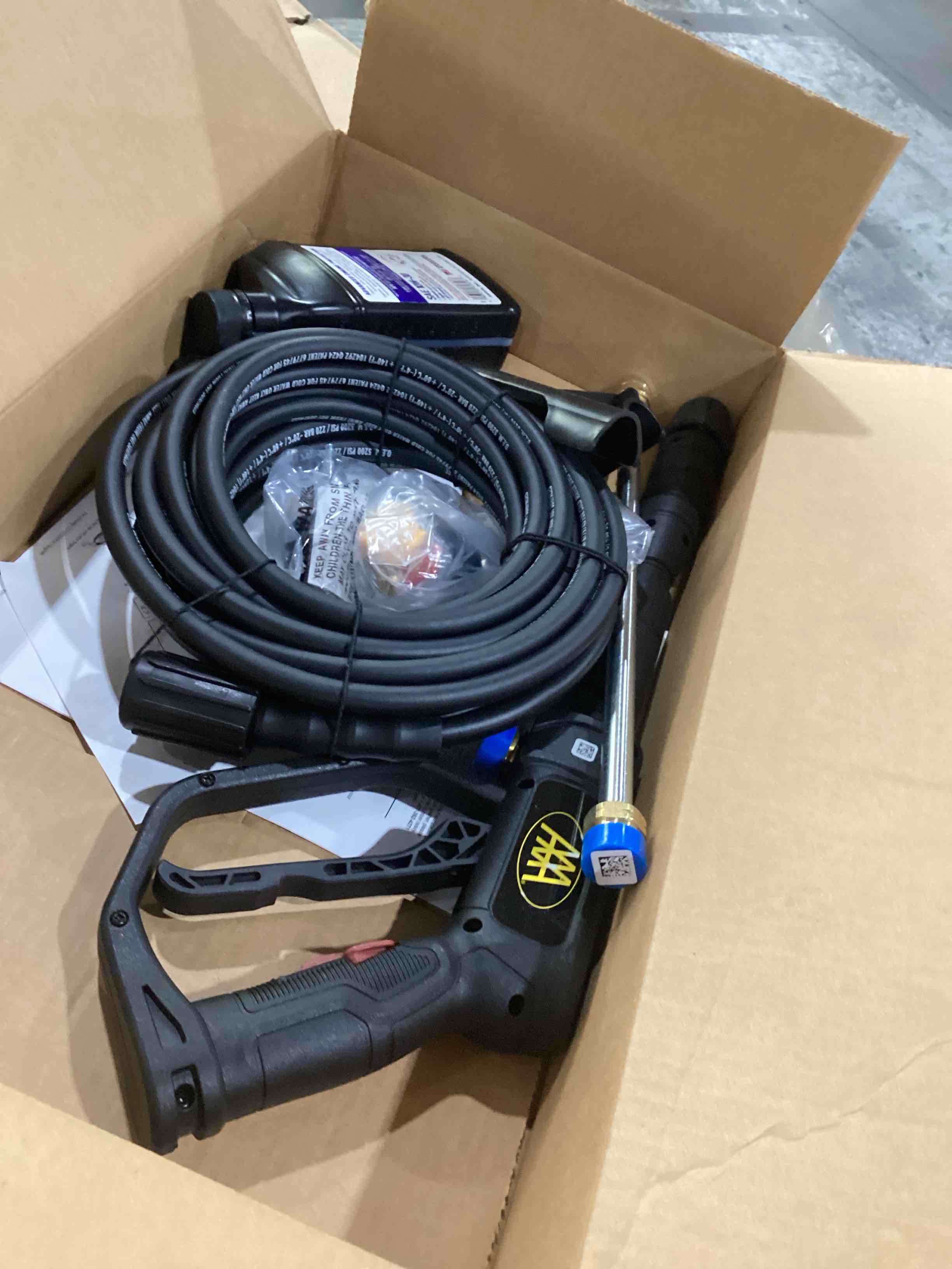 https://s3.amazonaws.com/lotting-images-prod/bidfta/BRN1396130_1778264958968.jpeg
