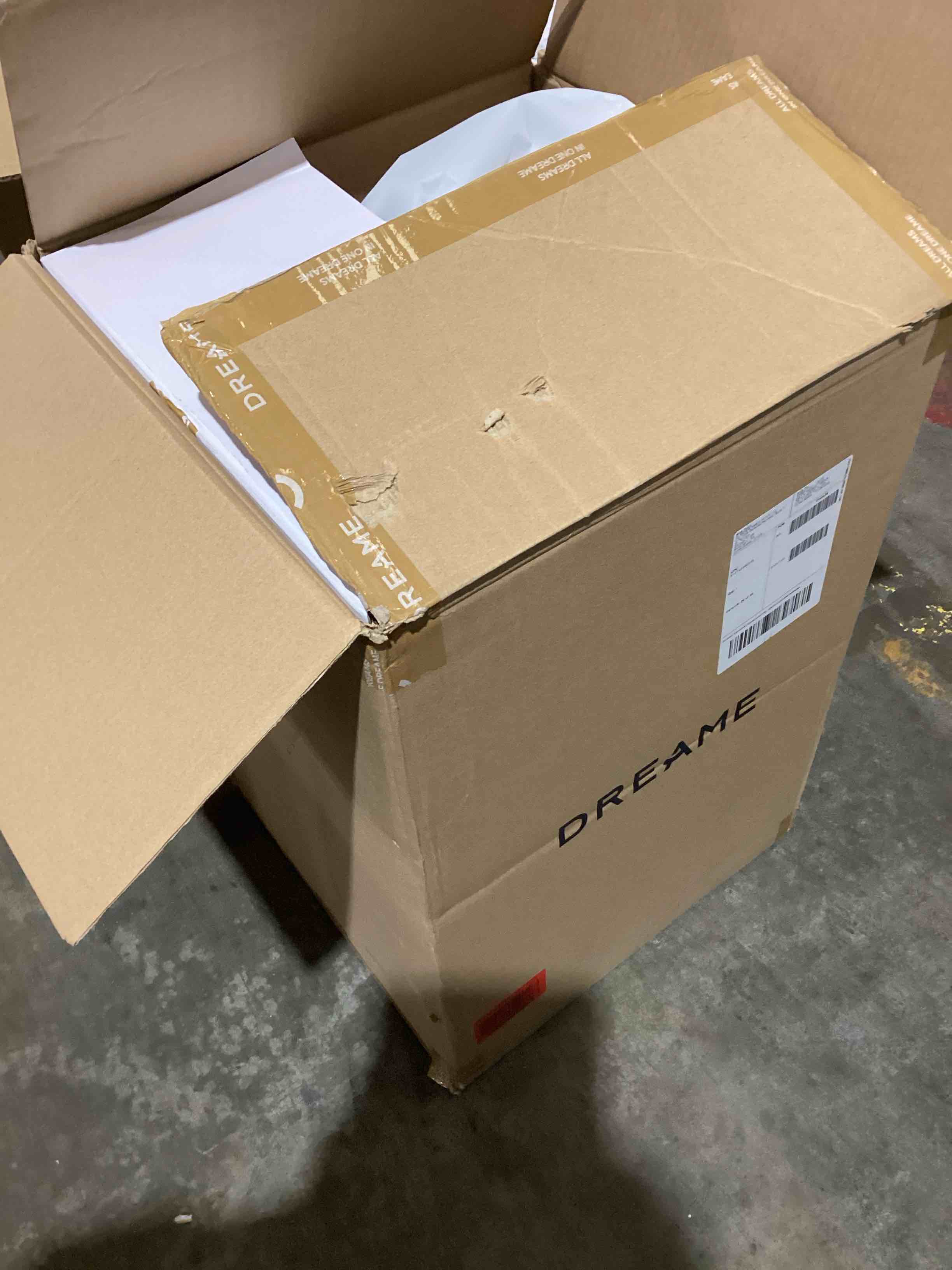 Condition photo showing Good Condition for dreame l10s pro ultra heat robot vacuum and mop combo, mop extend, 7000pa suction, auto robot care and maintenance, 136°f hot water mop self-cleaning, obstacle avoidance, ideal for hair, carpets