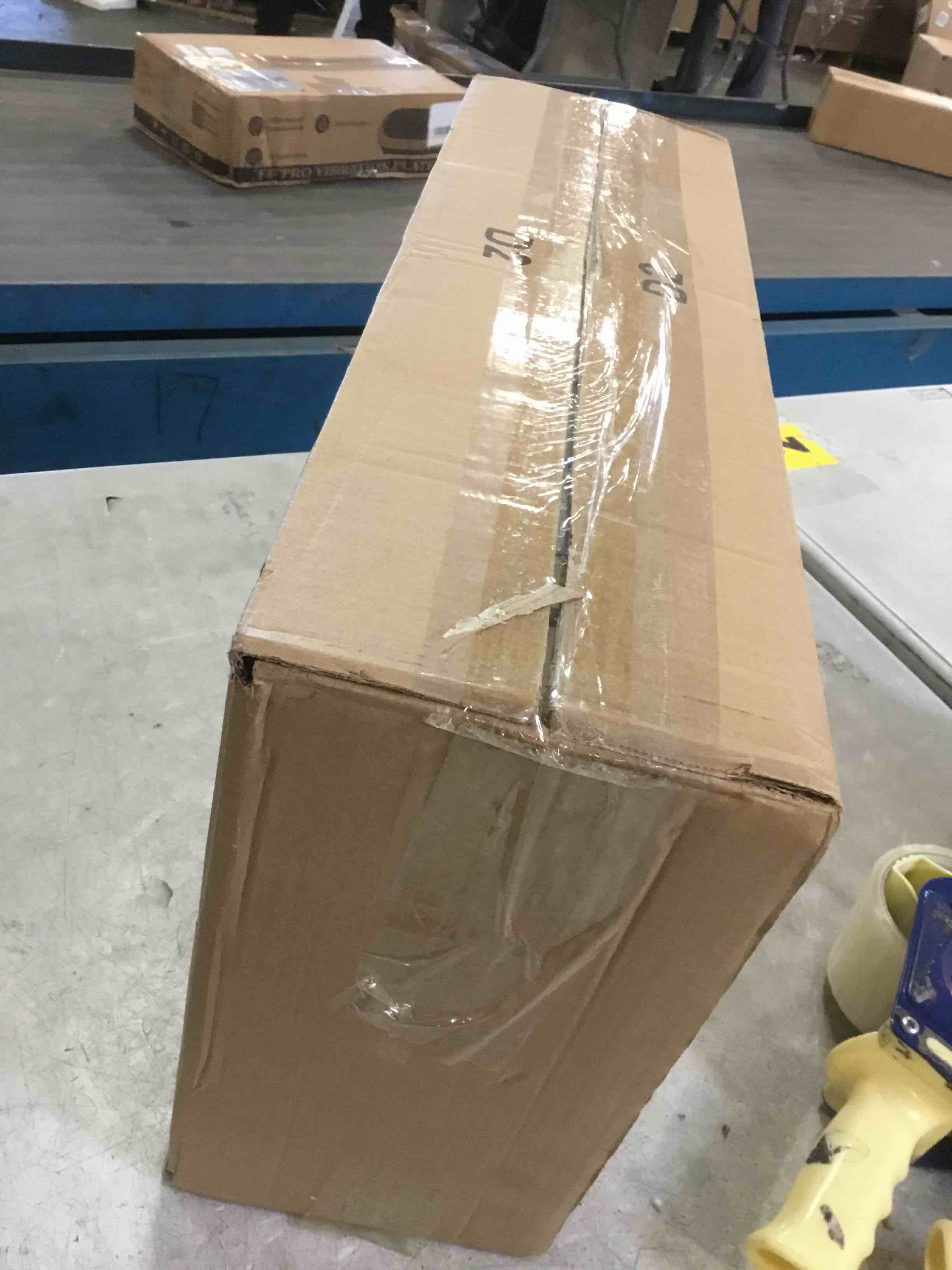 https://s3.amazonaws.com/lotting-images-prod/bidfta/BRN1408228_1738175468064.jpeg
