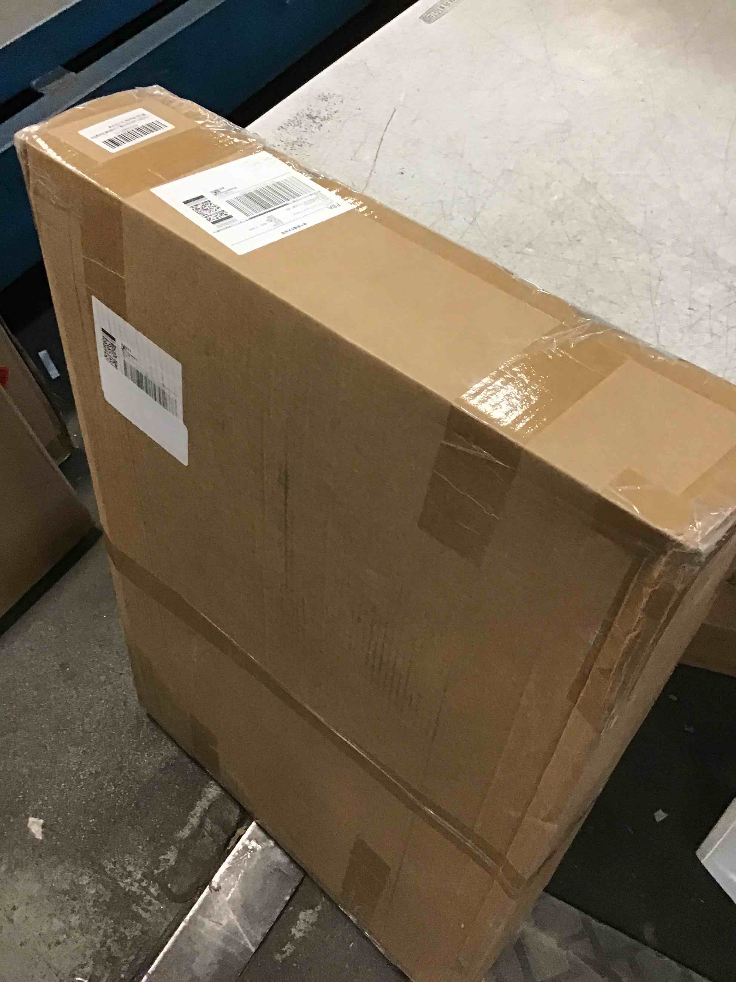 https://s3.amazonaws.com/lotting-images-prod/bidfta/BRN1409341_1738772829259.jpeg