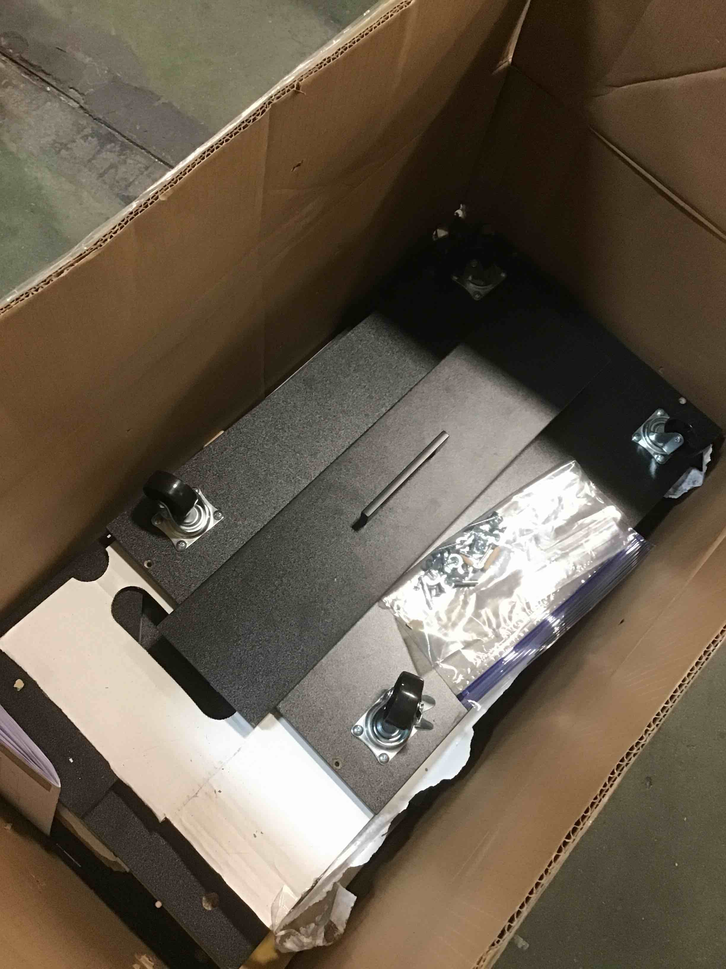 https://s3.amazonaws.com/lotting-images-prod/bidfta/BRN1410318_1739288840312.jpeg