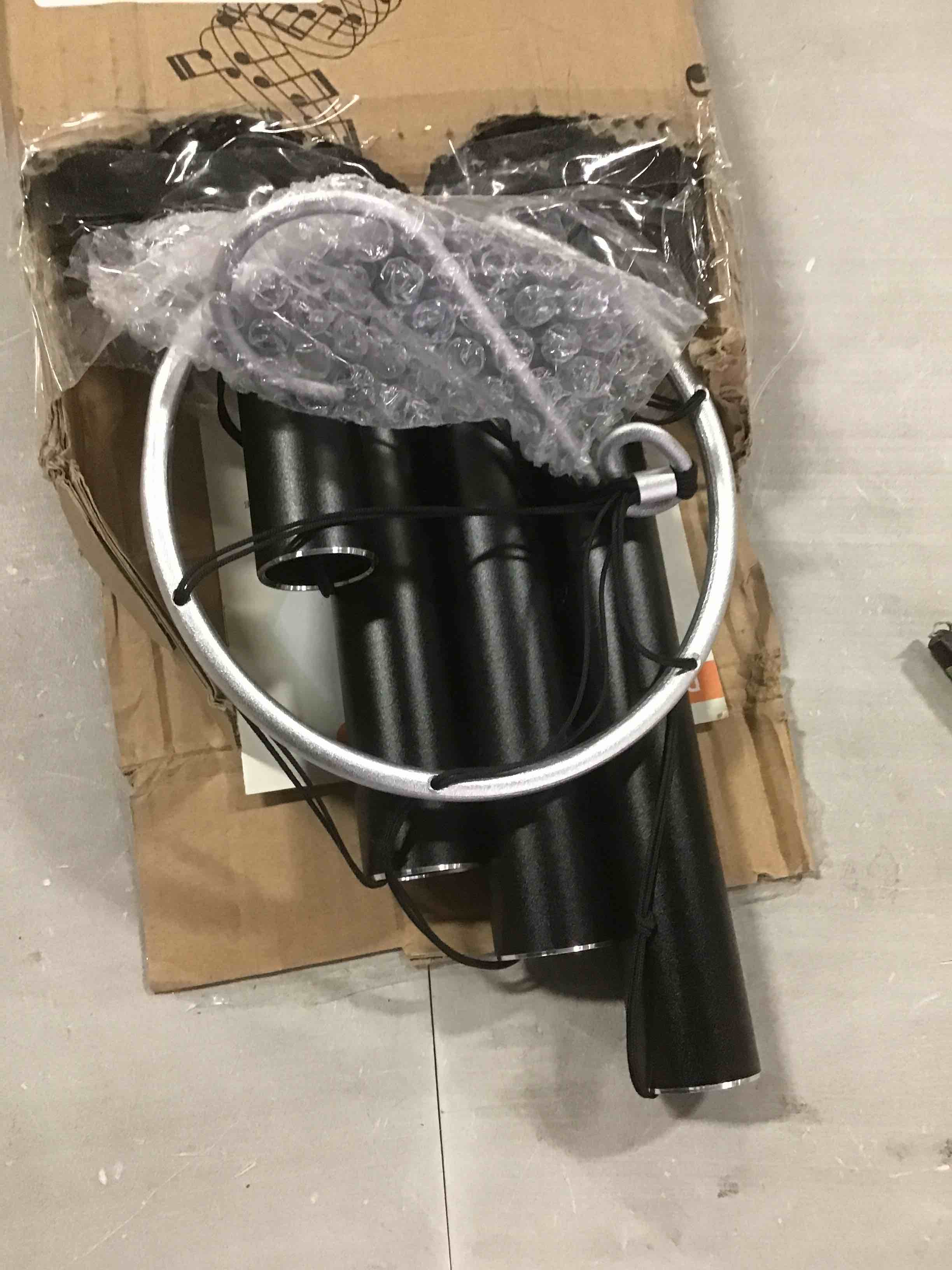 https://s3.amazonaws.com/lotting-images-prod/bidfta/BRN1411312_1736963959700.jpeg