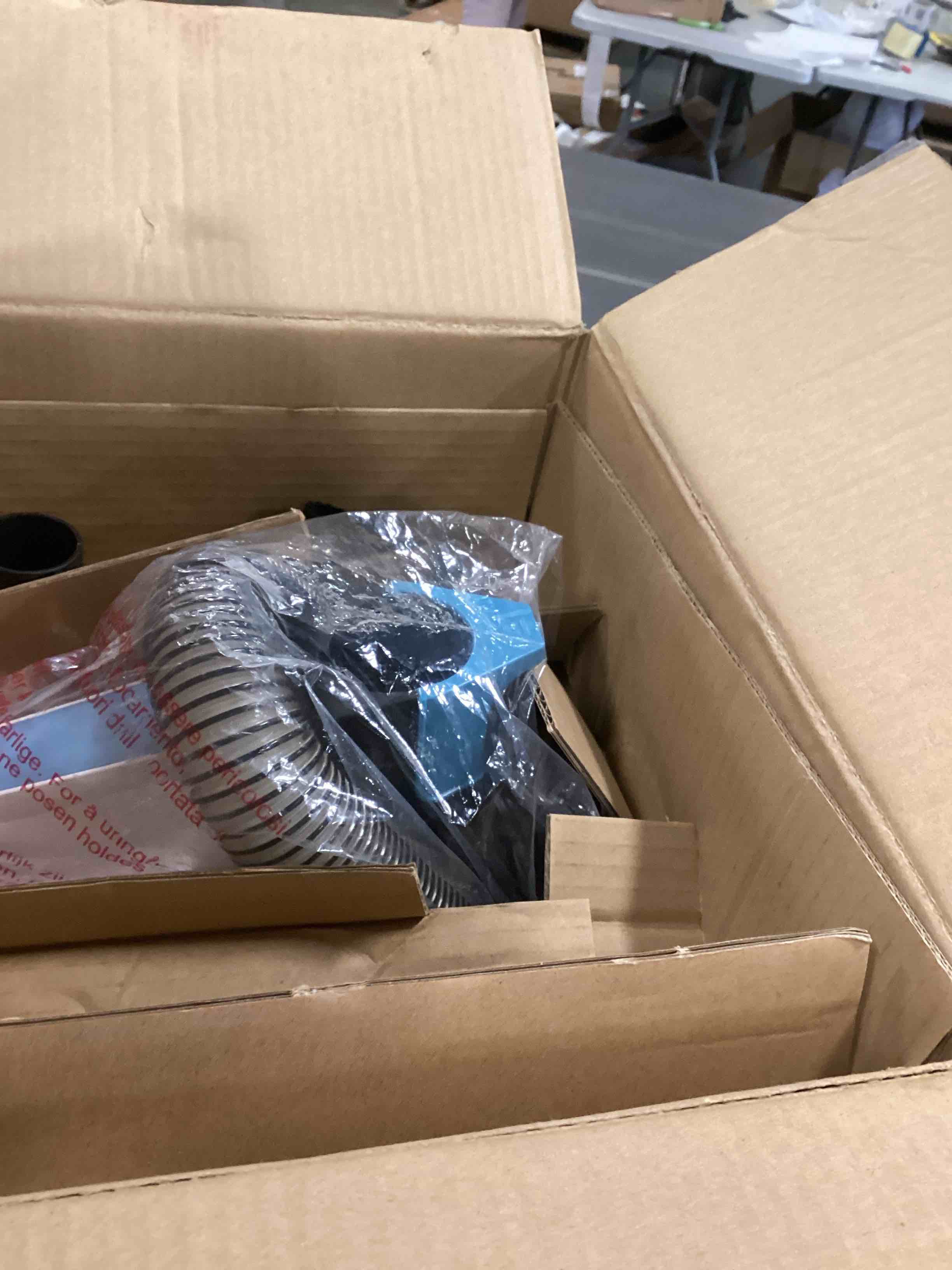 https://s3.amazonaws.com/lotting-images-prod/bidfta/BRN1412024_1737559562649.jpeg