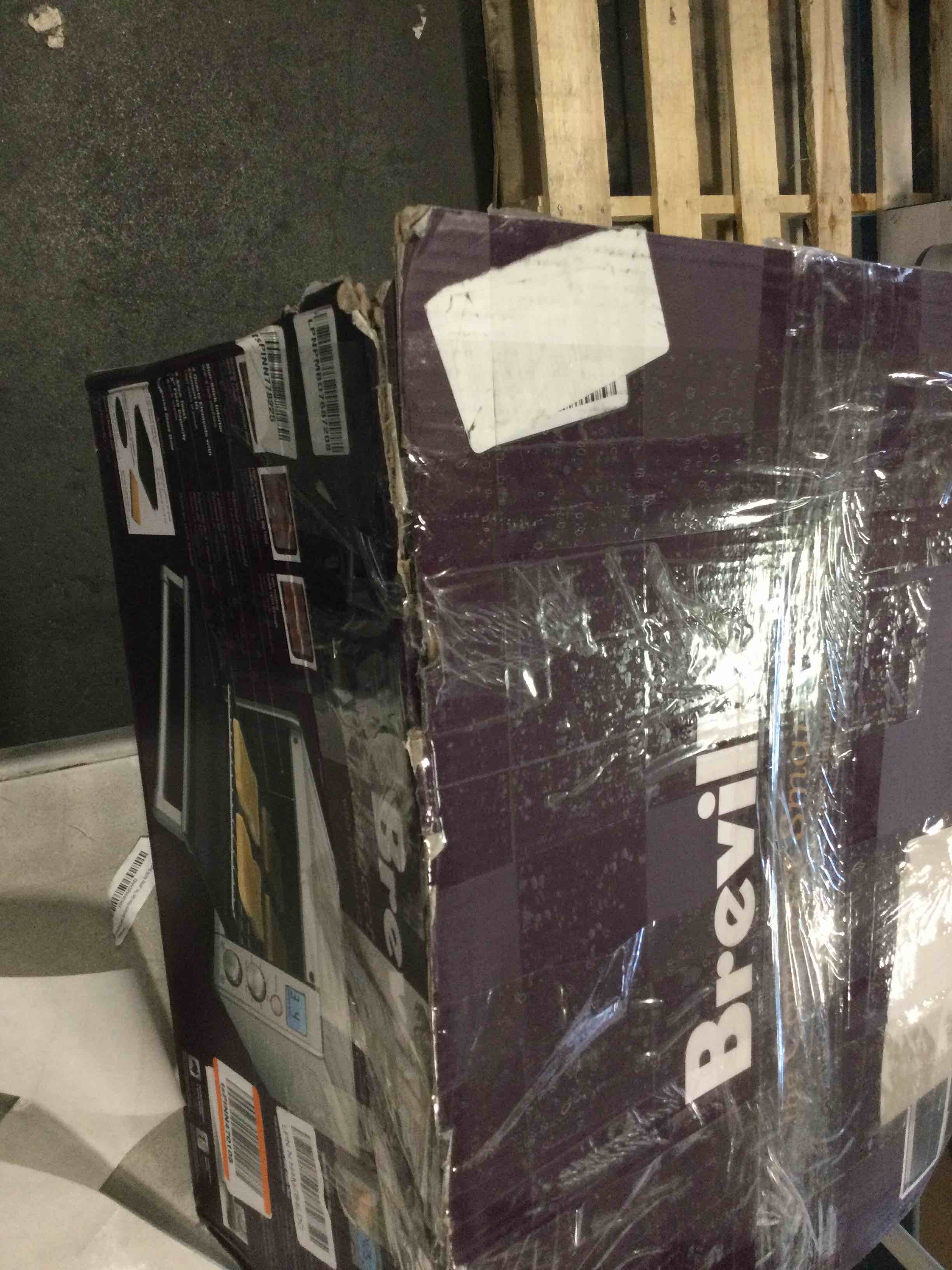 https://s3.amazonaws.com/lotting-images-prod/bidfta/BRN1412609_1738160189500.jpeg