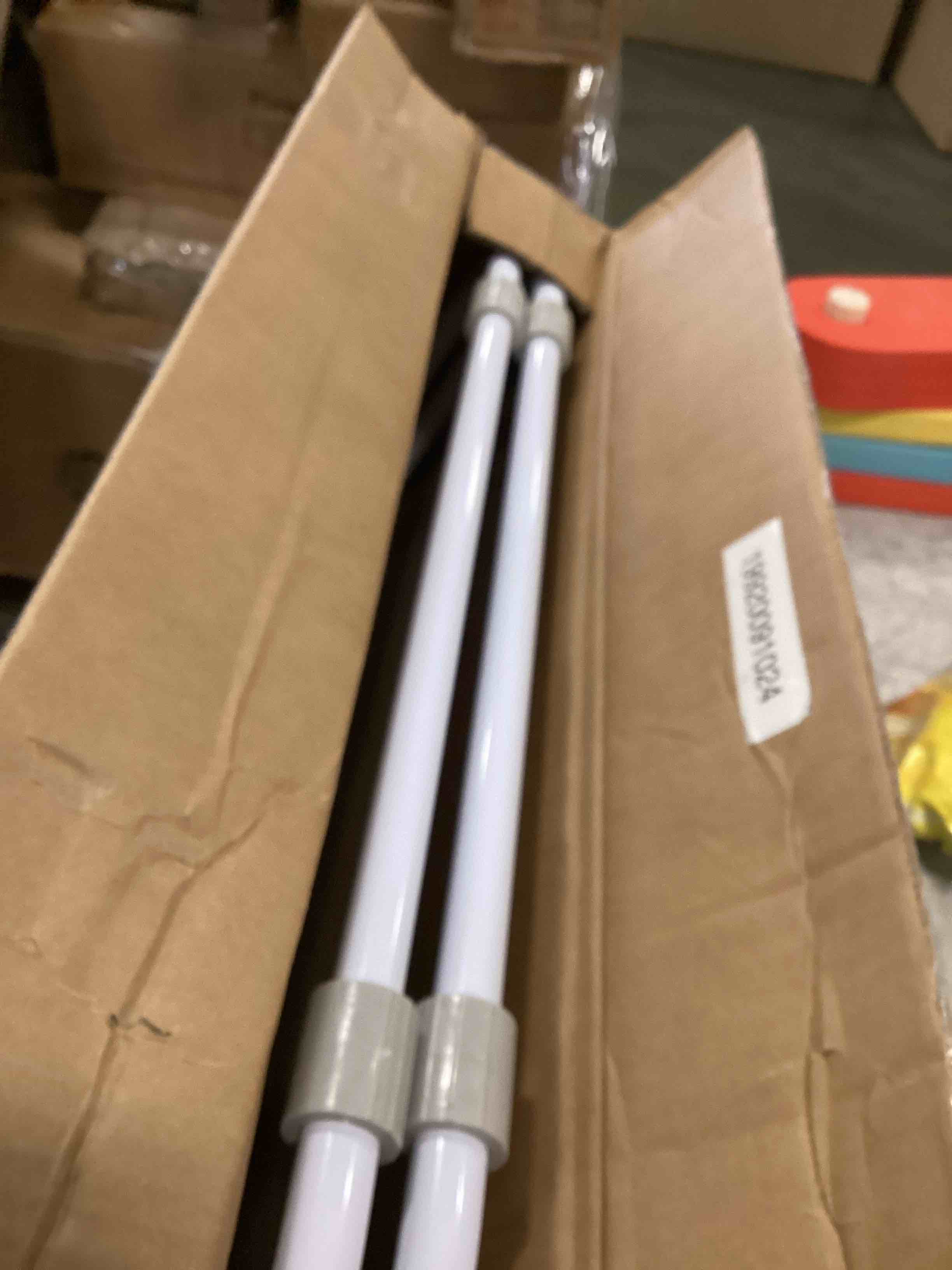 https://s3.amazonaws.com/lotting-images-prod/bidfta/BRN1414512_1737475932272.jpeg