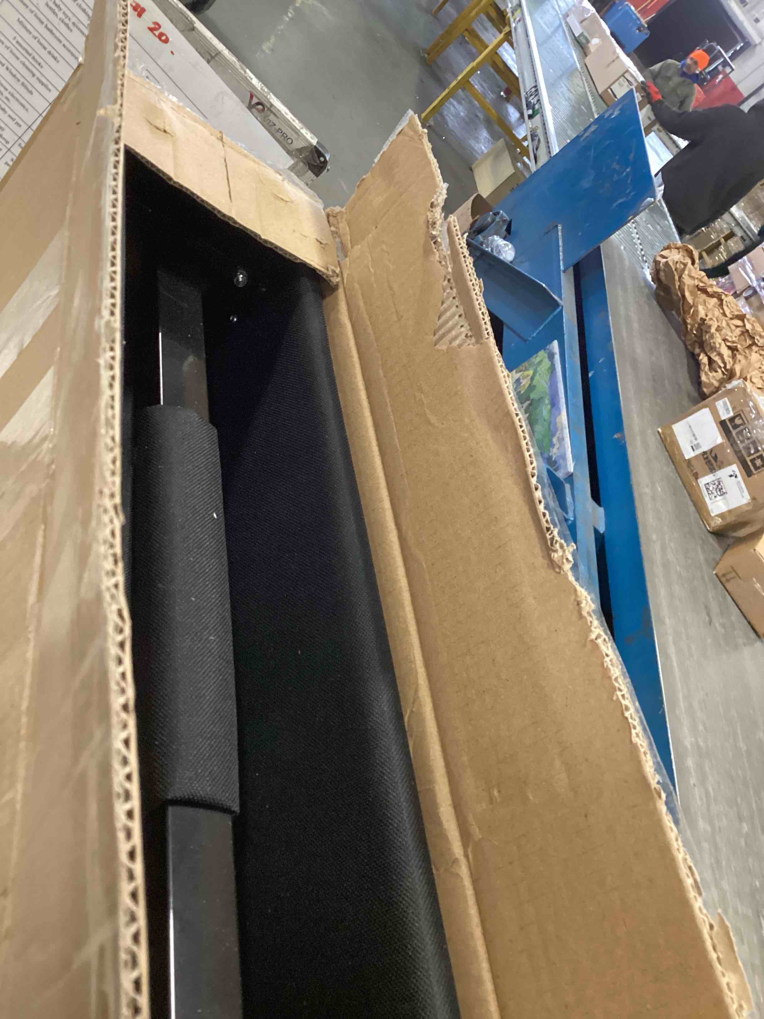 https://s3.amazonaws.com/lotting-images-prod/bidfta/BRN1414588_1737487074356.jpeg