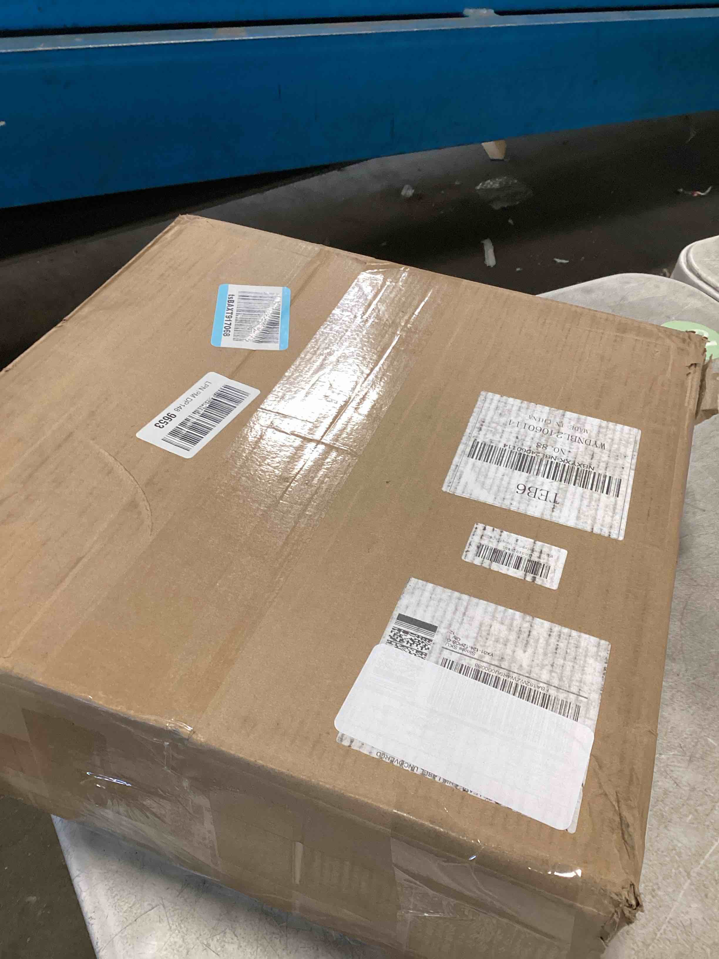 https://s3.amazonaws.com/lotting-images-prod/bidfta/BRN1414871_1737574439545.jpeg