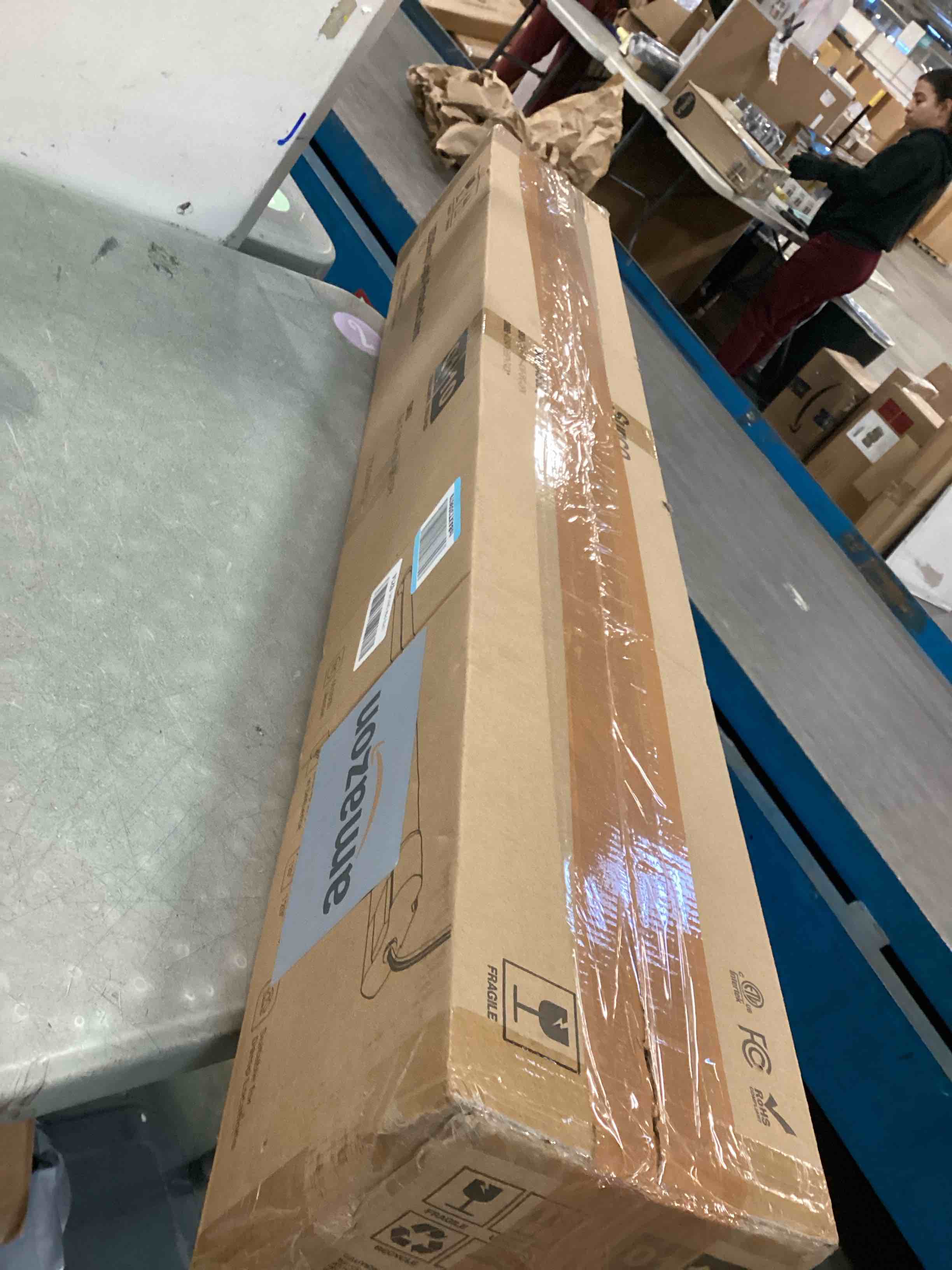 https://s3.amazonaws.com/lotting-images-prod/bidfta/BRN1415450_1737984969712.jpeg