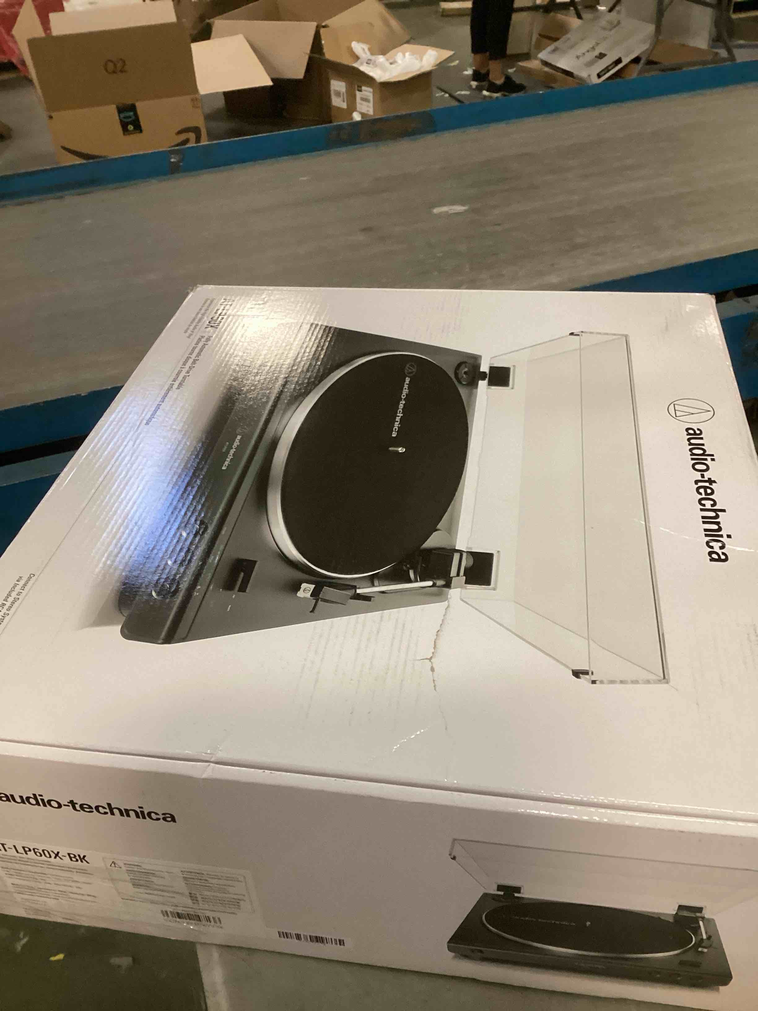 https://s3.amazonaws.com/lotting-images-prod/bidfta/BRN1415938_1738093743706.jpeg