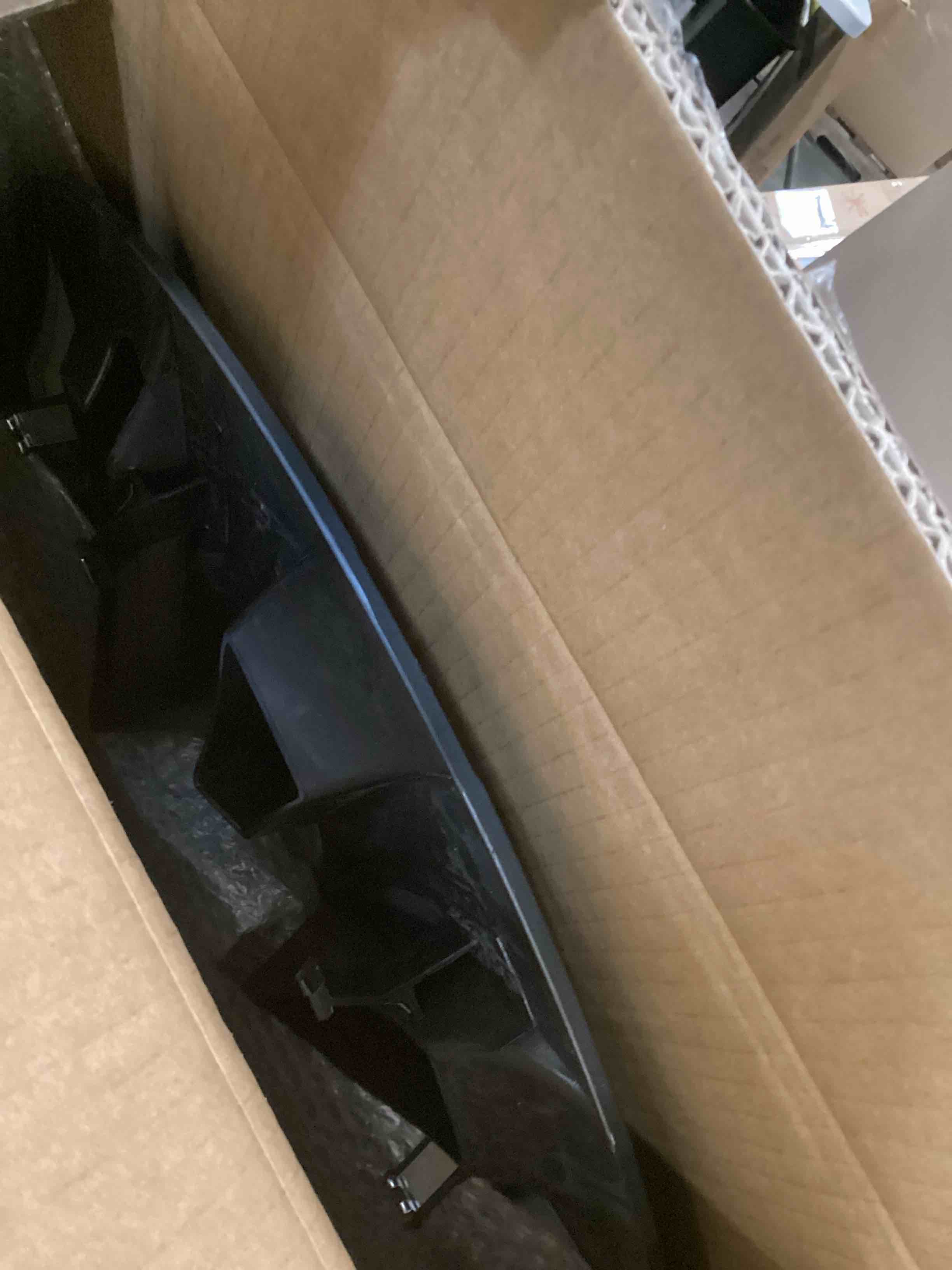 https://s3.amazonaws.com/lotting-images-prod/bidfta/BRN1416433_1738338965068.jpeg