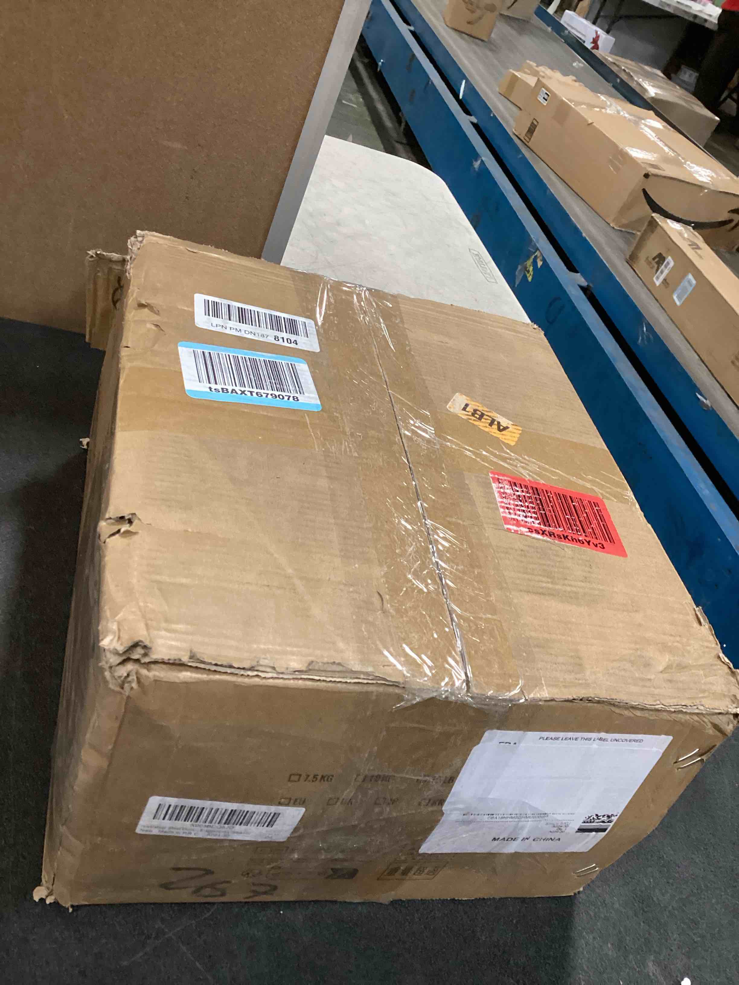 https://s3.amazonaws.com/lotting-images-prod/bidfta/BRN1416930_1738683186002.jpeg