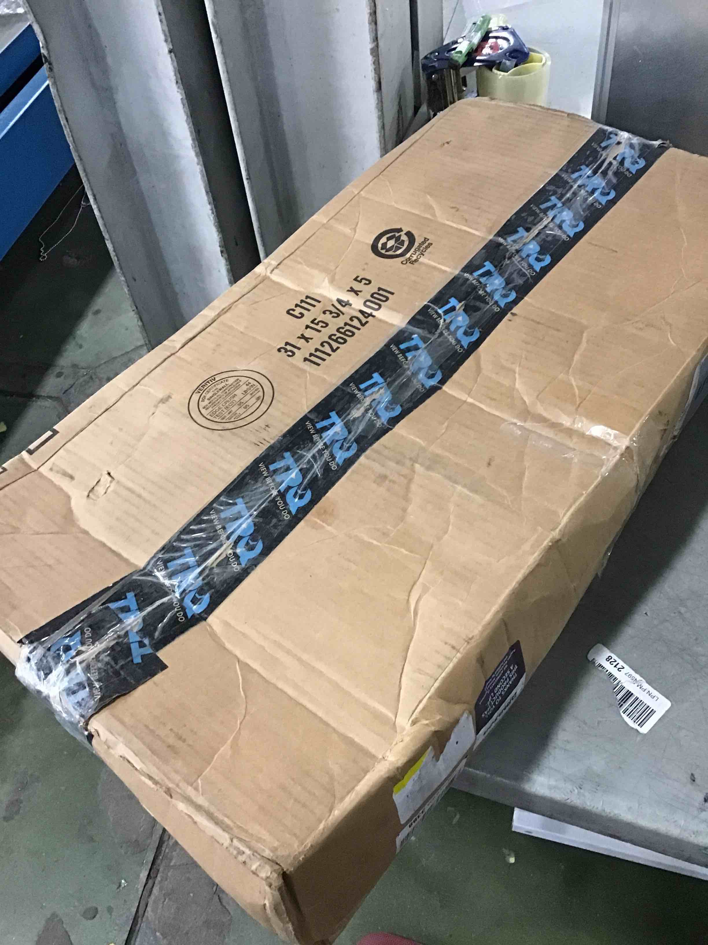 https://s3.amazonaws.com/lotting-images-prod/bidfta/BRN1418072_1737984838514.jpeg