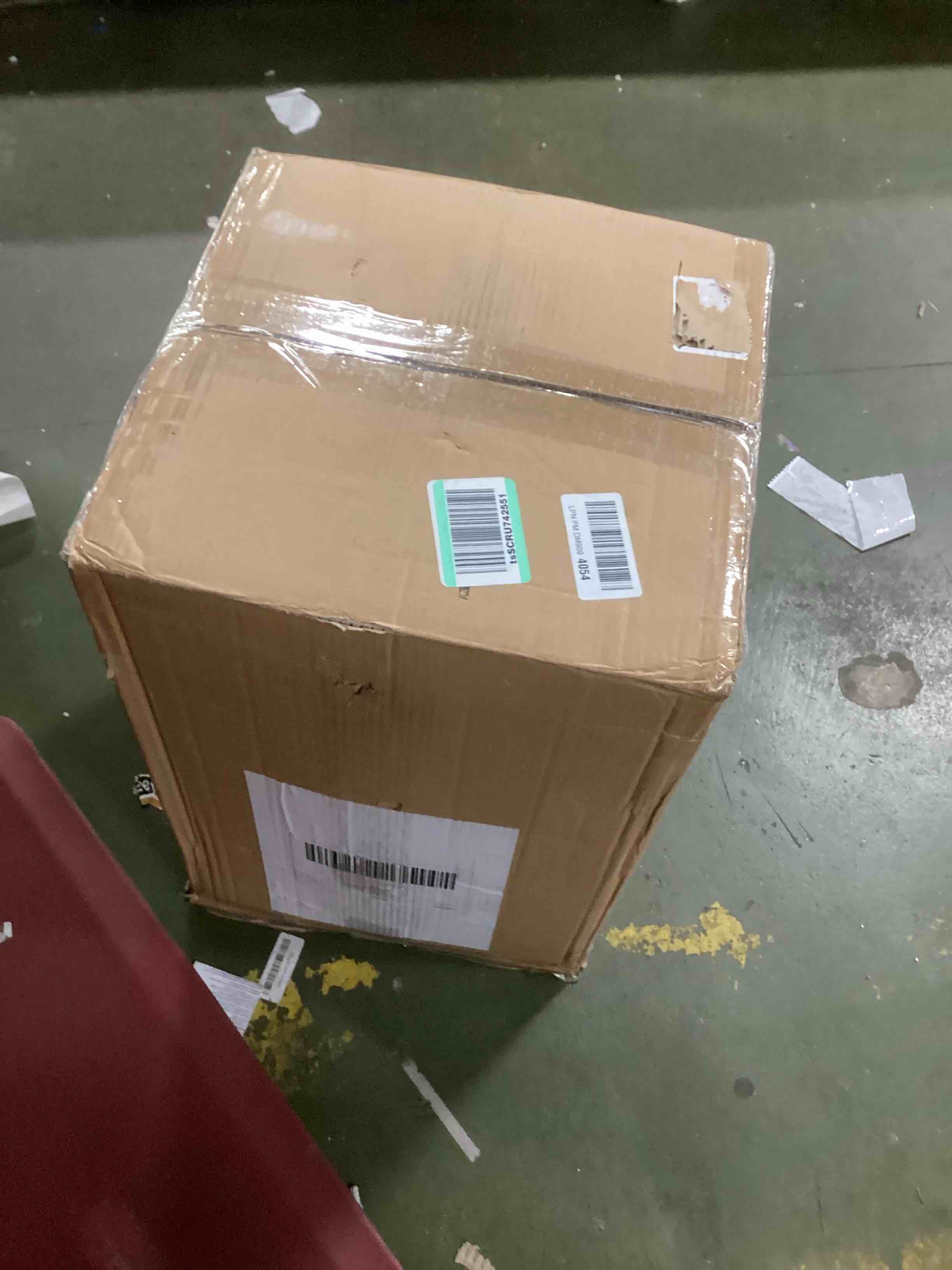https://s3.amazonaws.com/lotting-images-prod/bidfta/BRN1418782_1738342072381.jpeg