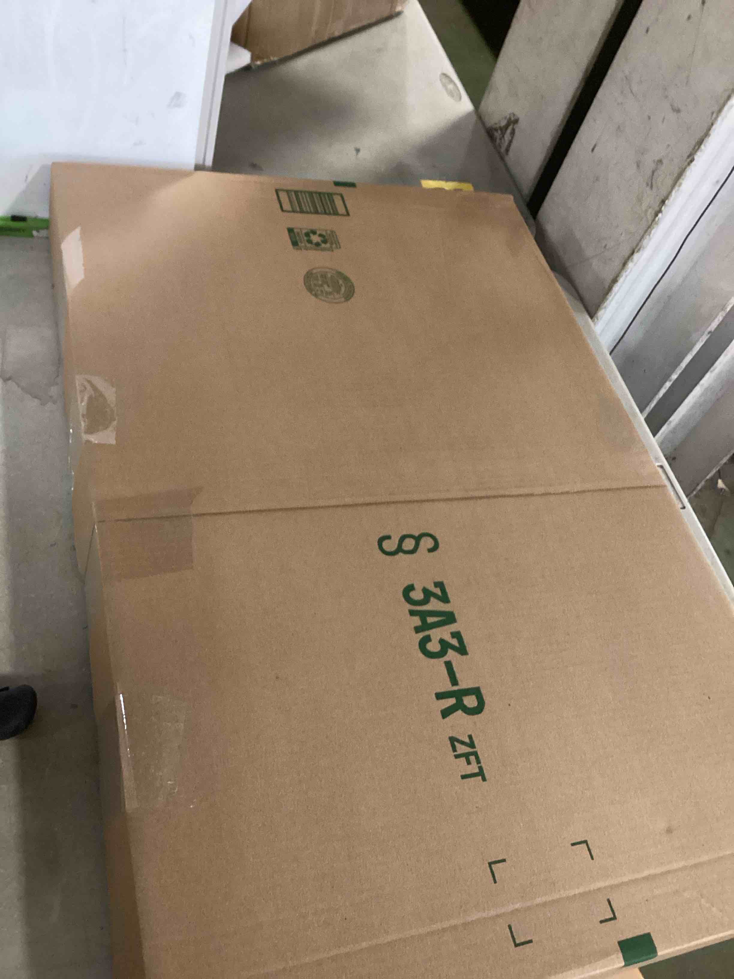 https://s3.amazonaws.com/lotting-images-prod/bidfta/BRN1418867_1738355808385.jpeg