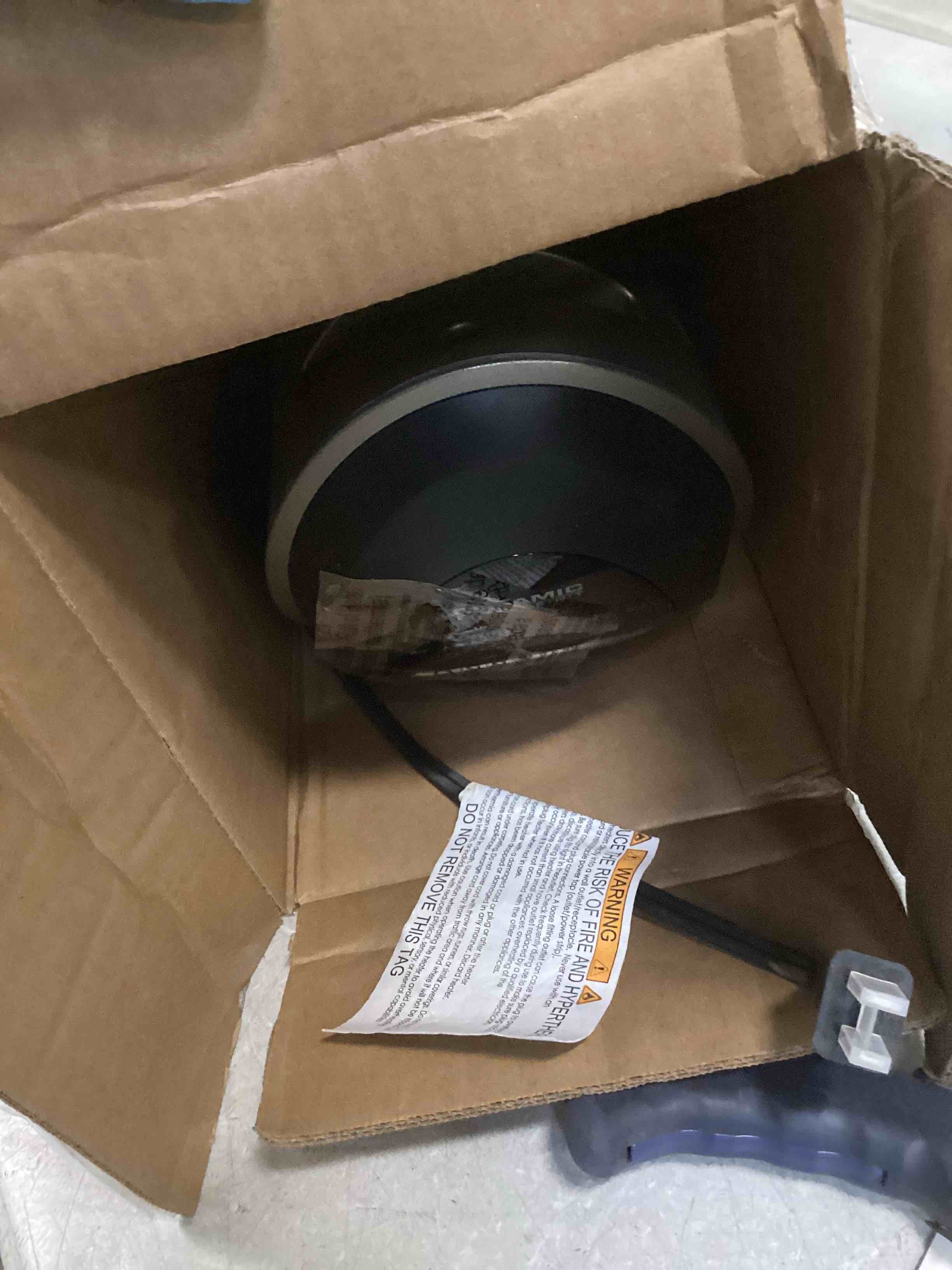 https://s3.amazonaws.com/lotting-images-prod/bidfta/BRN1419423_1738771493666.jpeg
