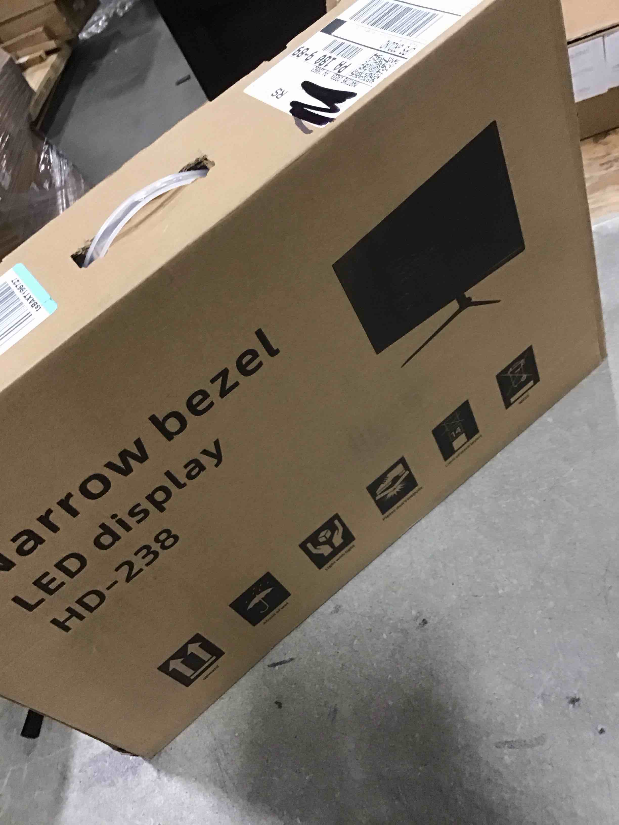https://s3.amazonaws.com/lotting-images-prod/bidfta/BRN1420491_1737461024151.jpeg