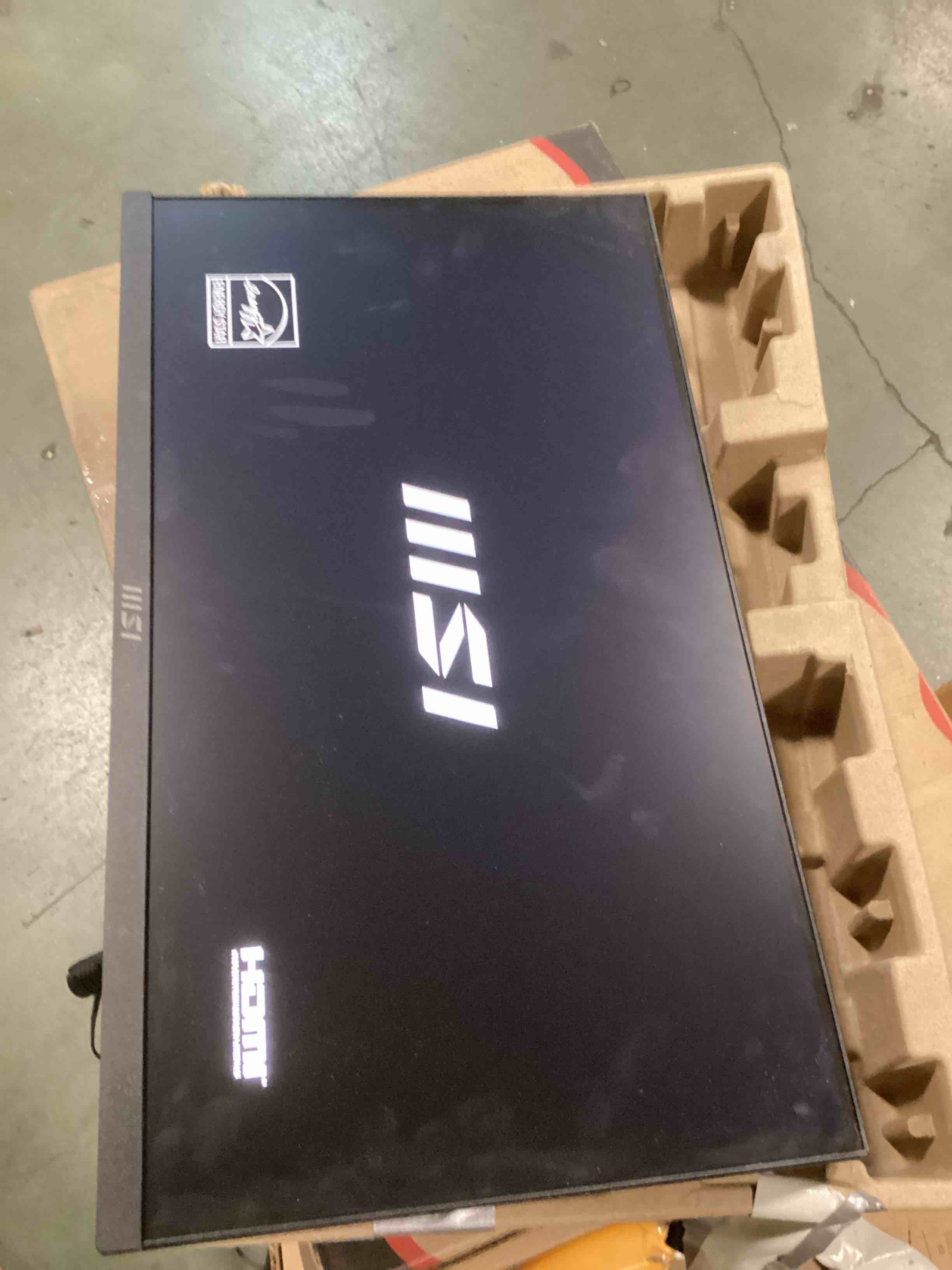 https://s3.amazonaws.com/lotting-images-prod/bidfta/BRN1421239_1738003435009.jpeg
