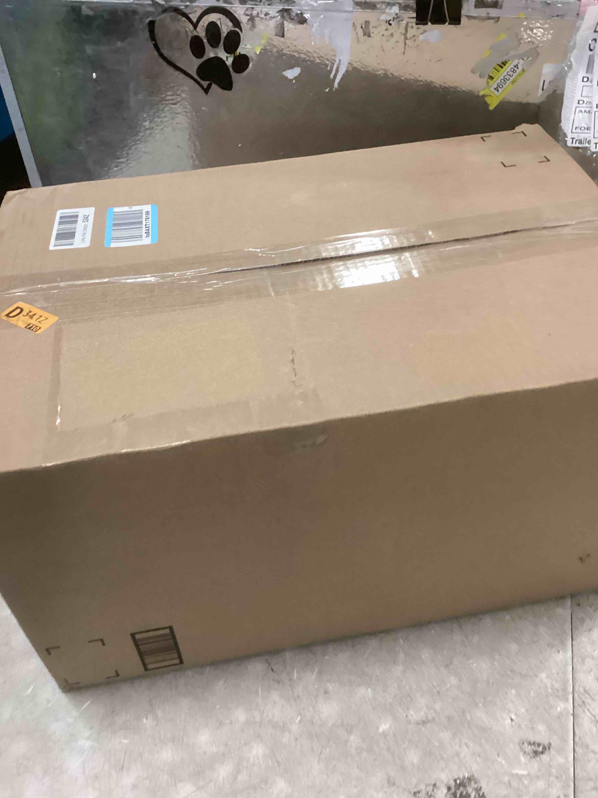 https://s3.amazonaws.com/lotting-images-prod/bidfta/BRN1421326_1737659232611.jpeg