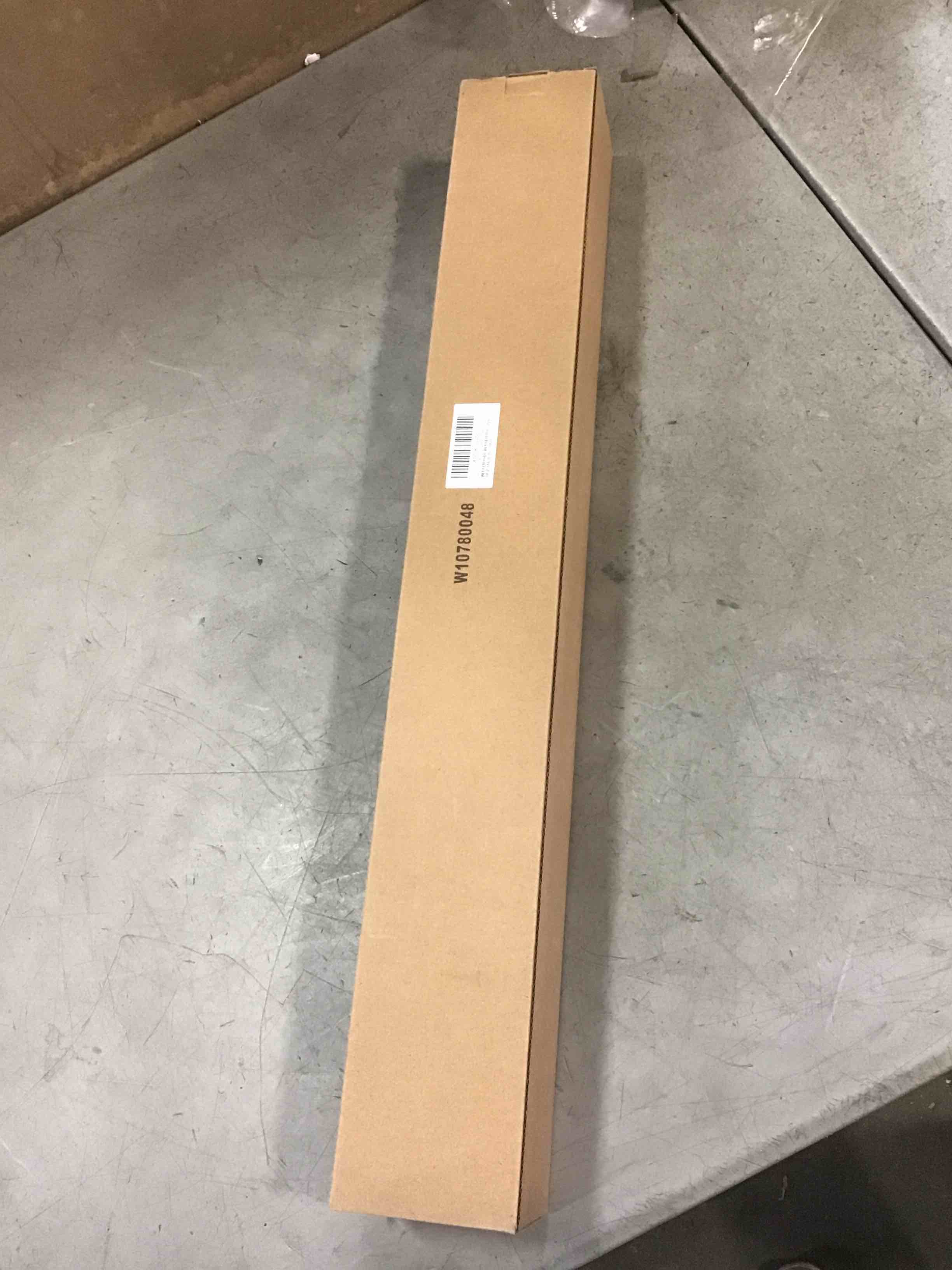 https://s3.amazonaws.com/lotting-images-prod/bidfta/BRN1422191_1738177187518.jpeg