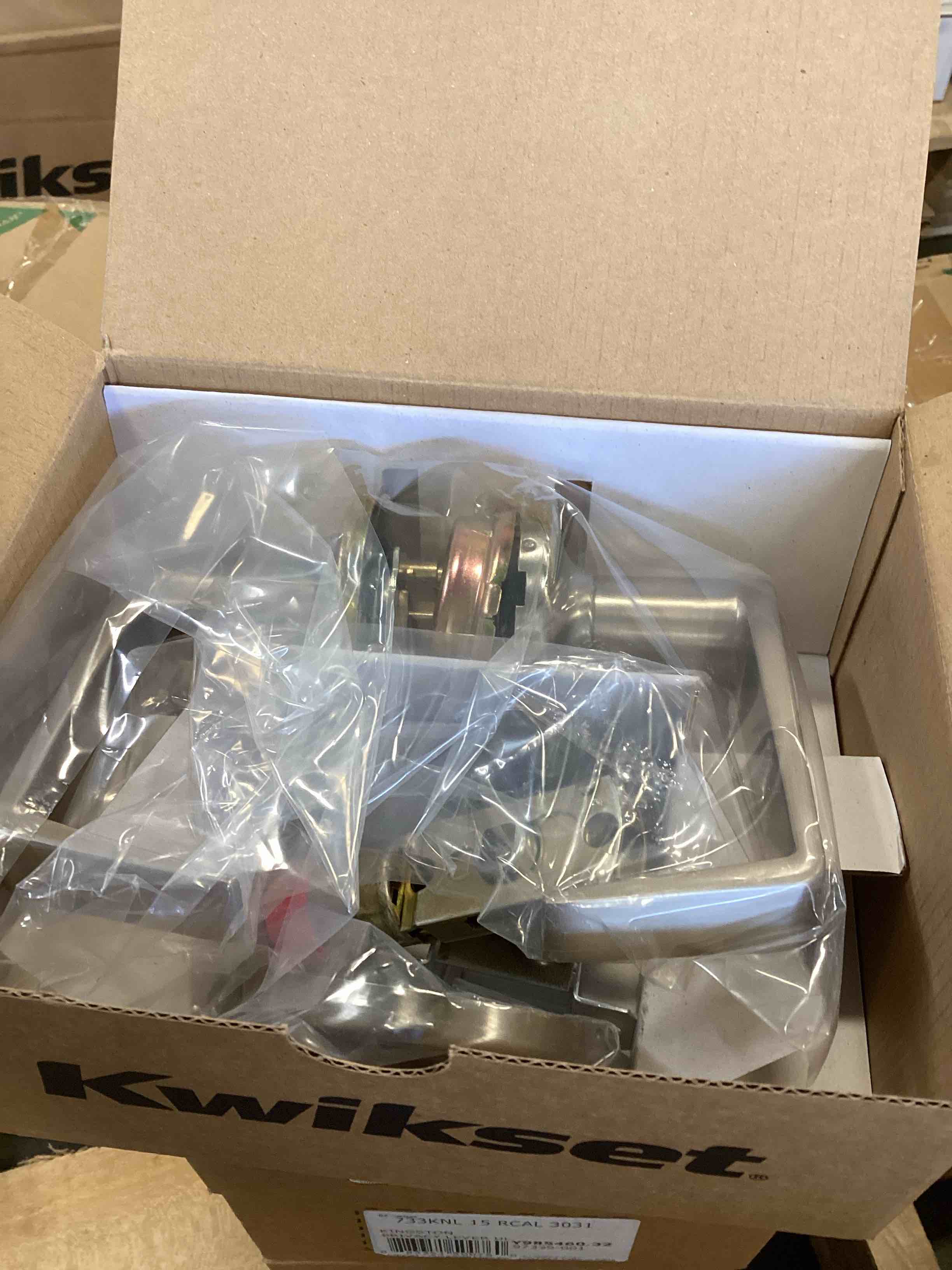 https://s3.amazonaws.com/lotting-images-prod/bidfta/BRN1423859_1739816957048.jpeg