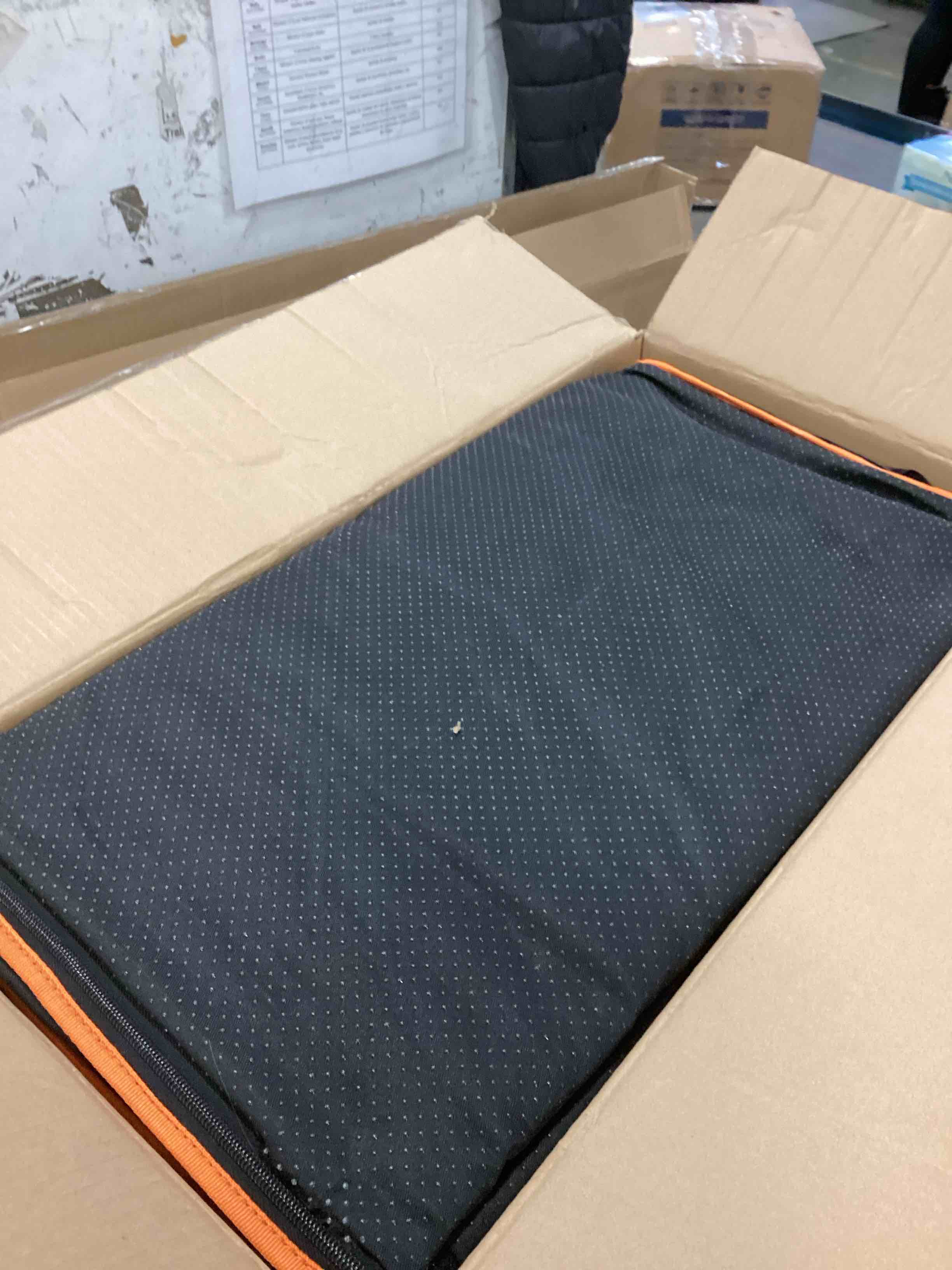 https://s3.amazonaws.com/lotting-images-prod/bidfta/BRN1424694_1740163935967.jpeg