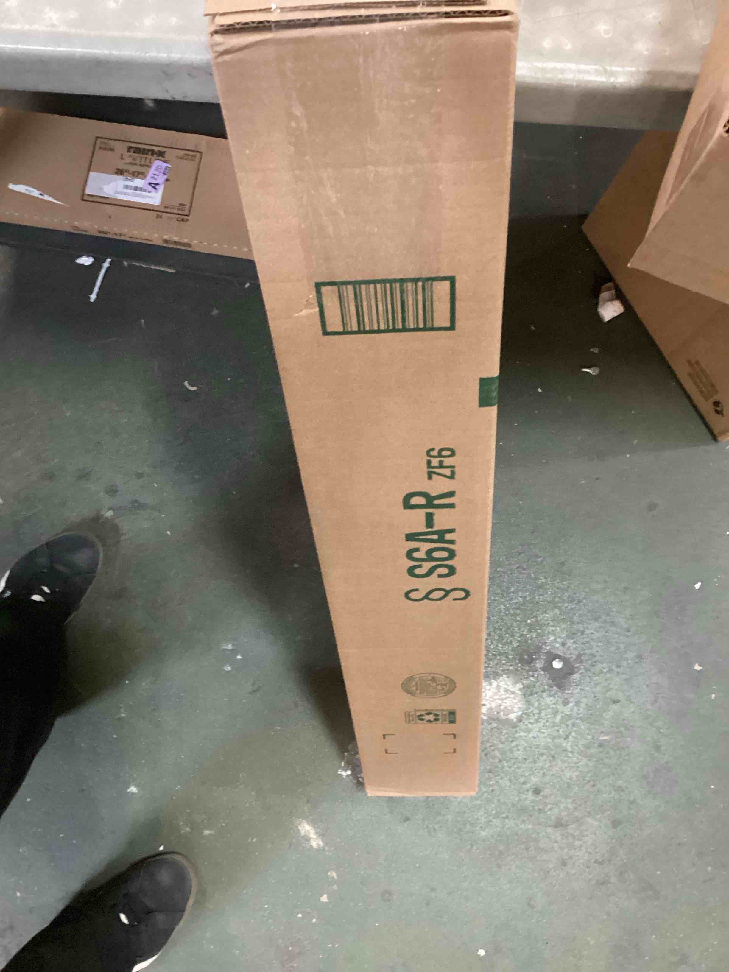 https://s3.amazonaws.com/lotting-images-prod/bidfta/BRN1425960_1741104484394.jpeg